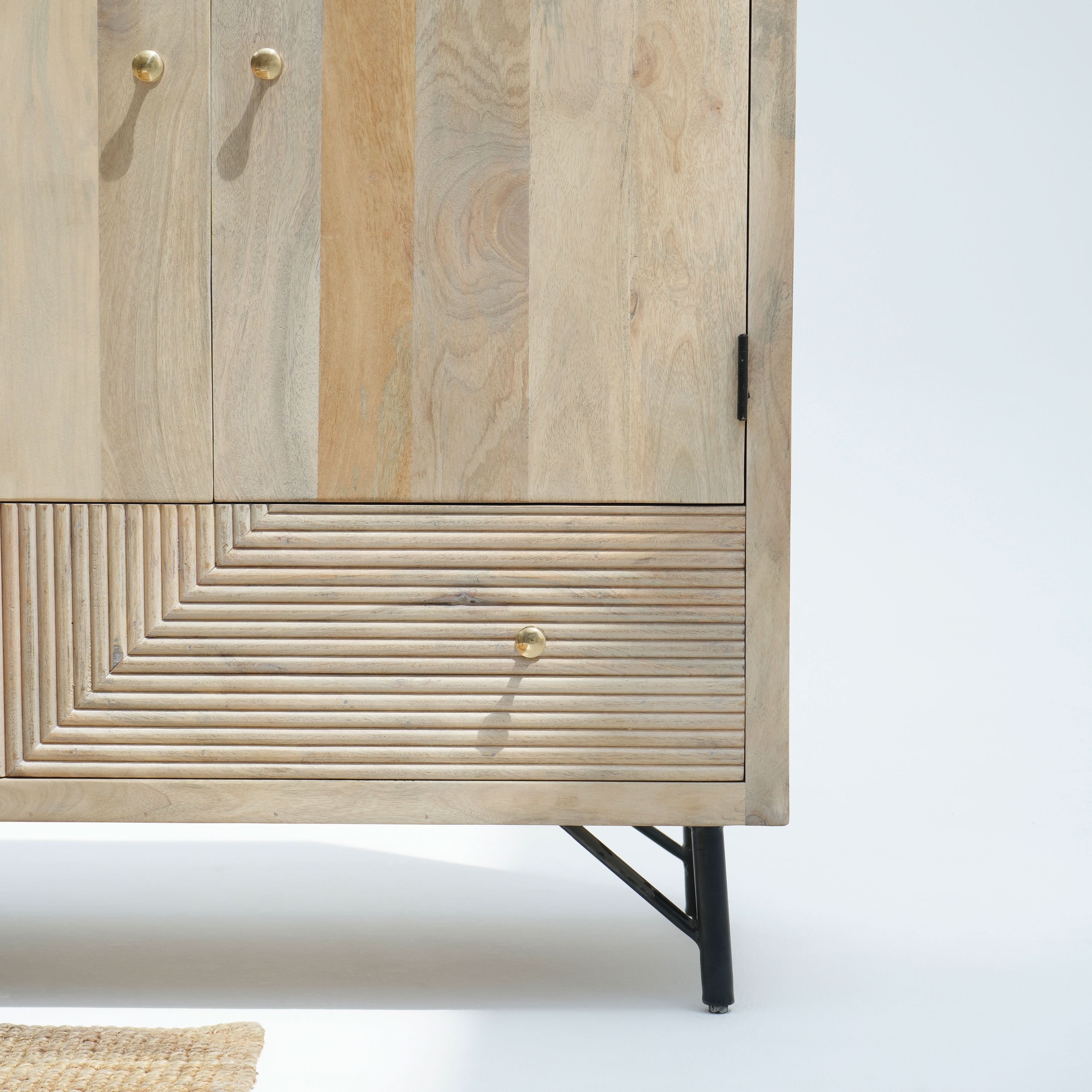 LOMÉ LUXURY LINING CABINET - Art and craft furniture