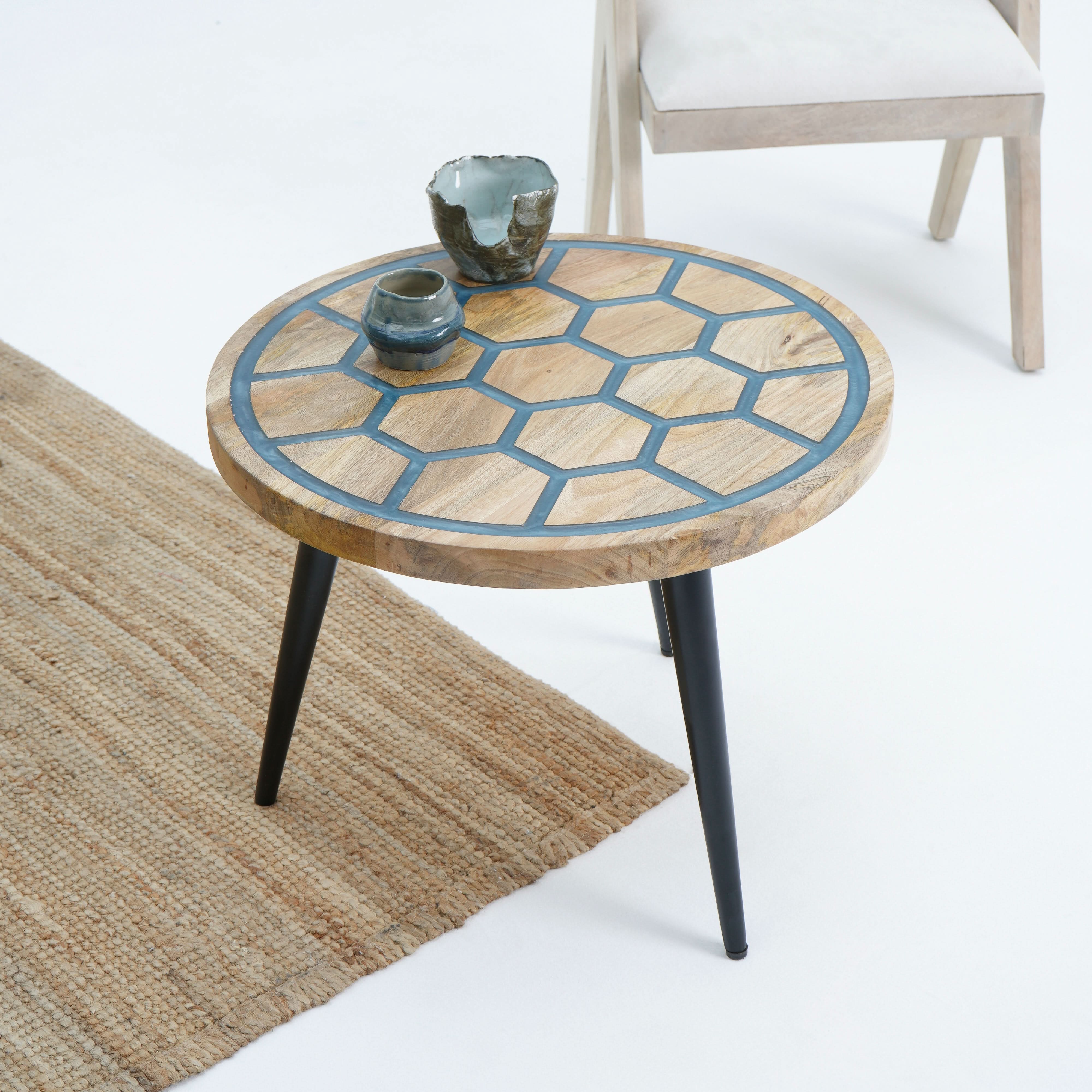 THE GRACEFUL ROUND MAHOGANY COFFEE TABLE - Art and craft furniture