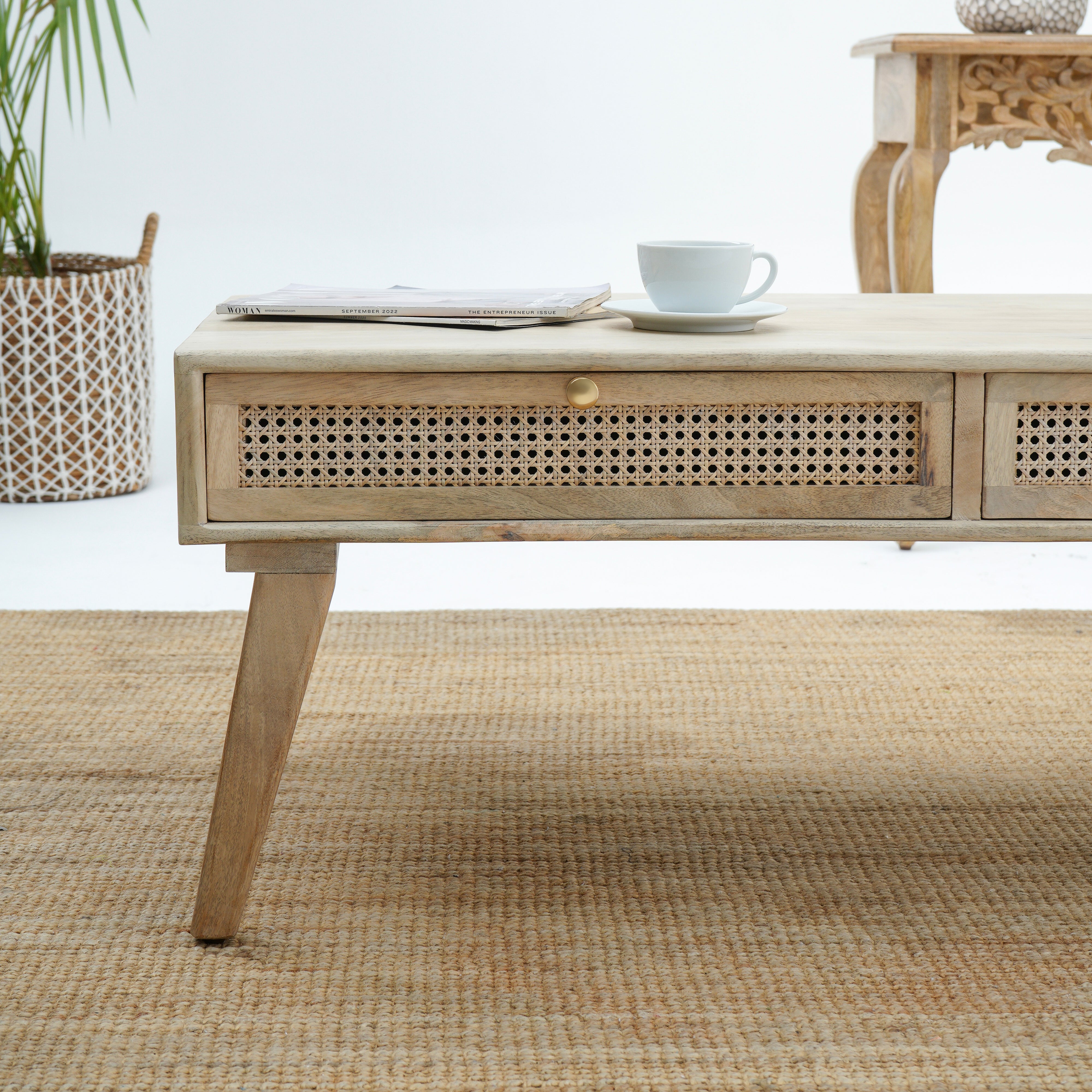 RATTAN RUSTIC SERENITY COFFEE TABLE