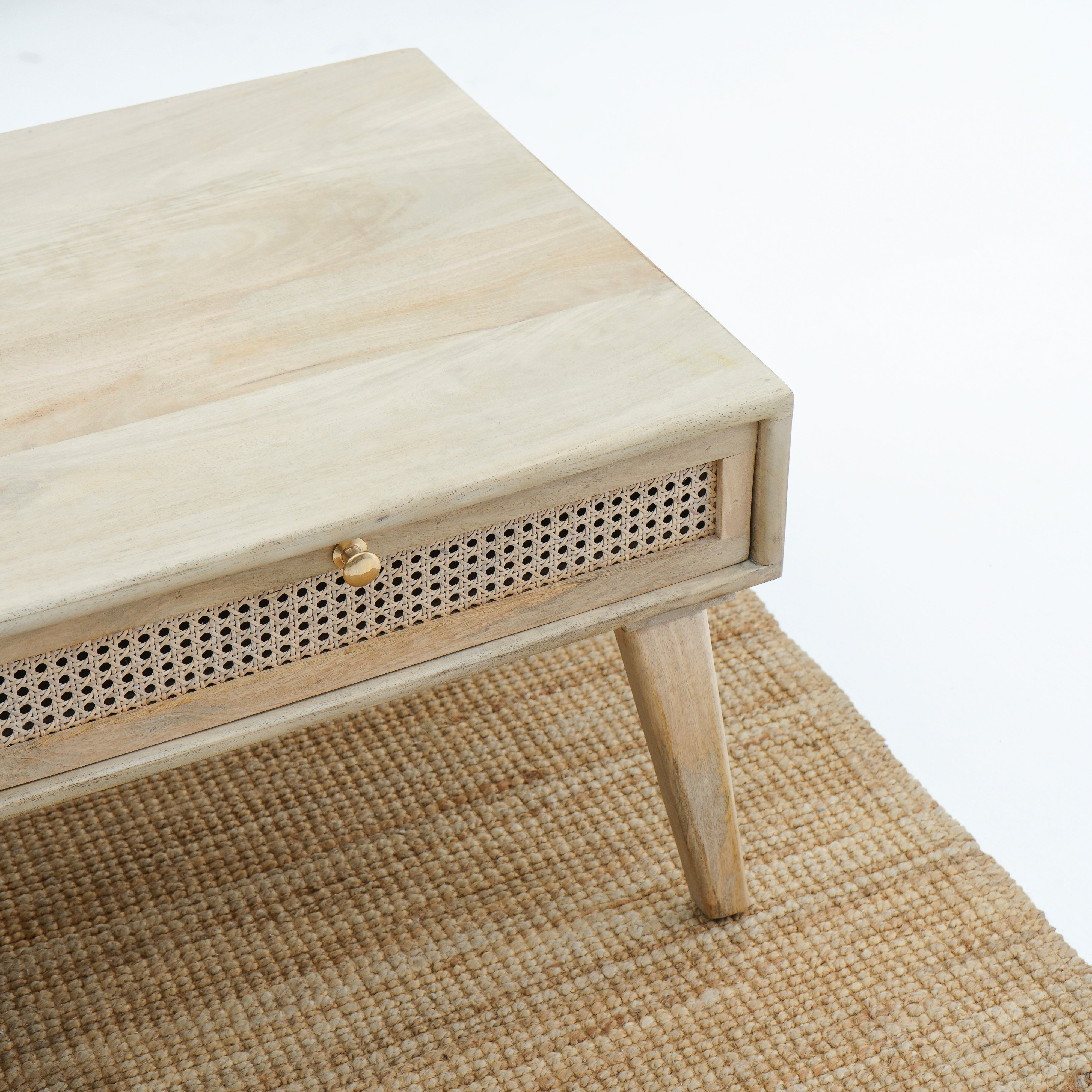RATTAN RUSTIC SERENITY COFFEE TABLE