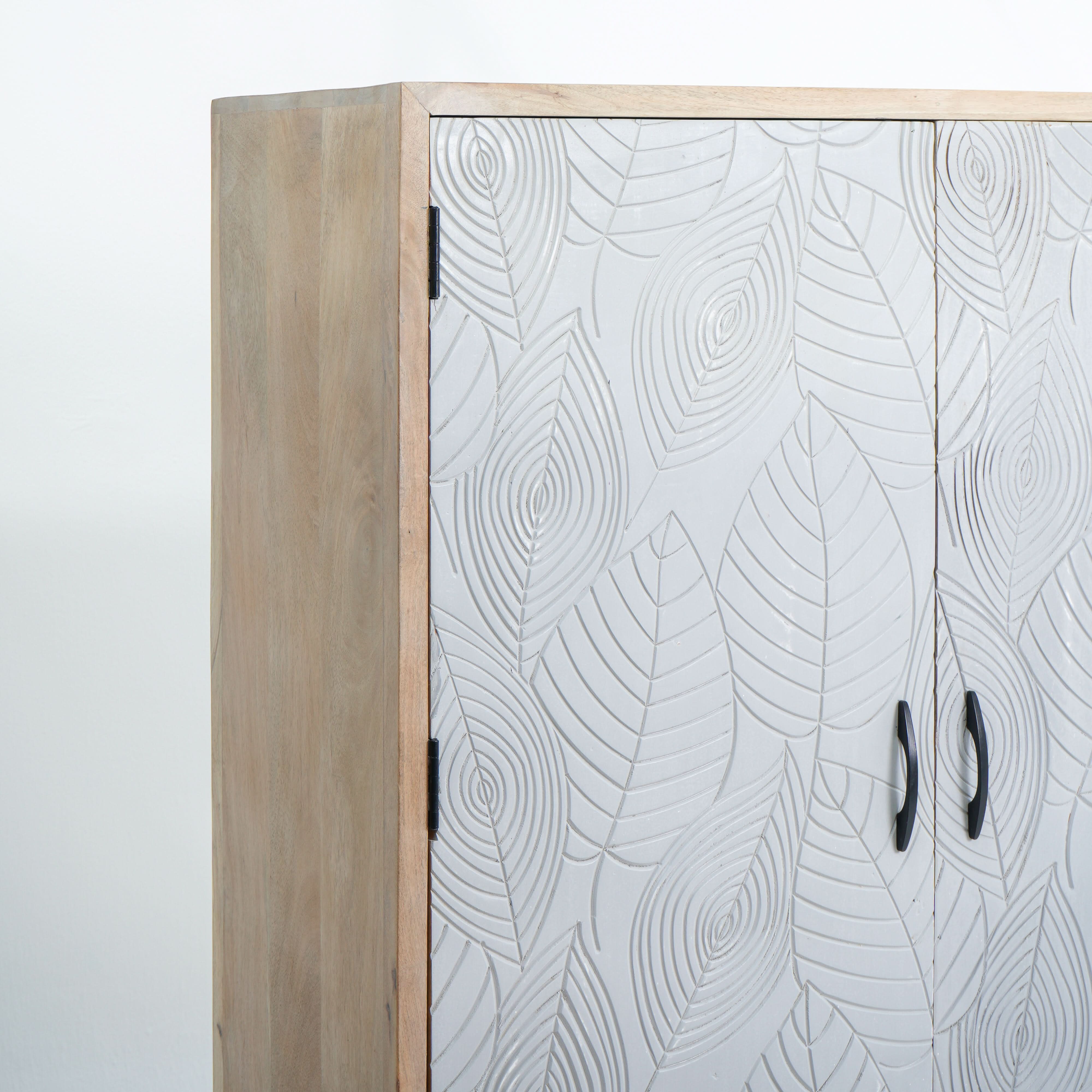 VICTORIA FALLS VINTAGE CABINET - Art and craft furniture