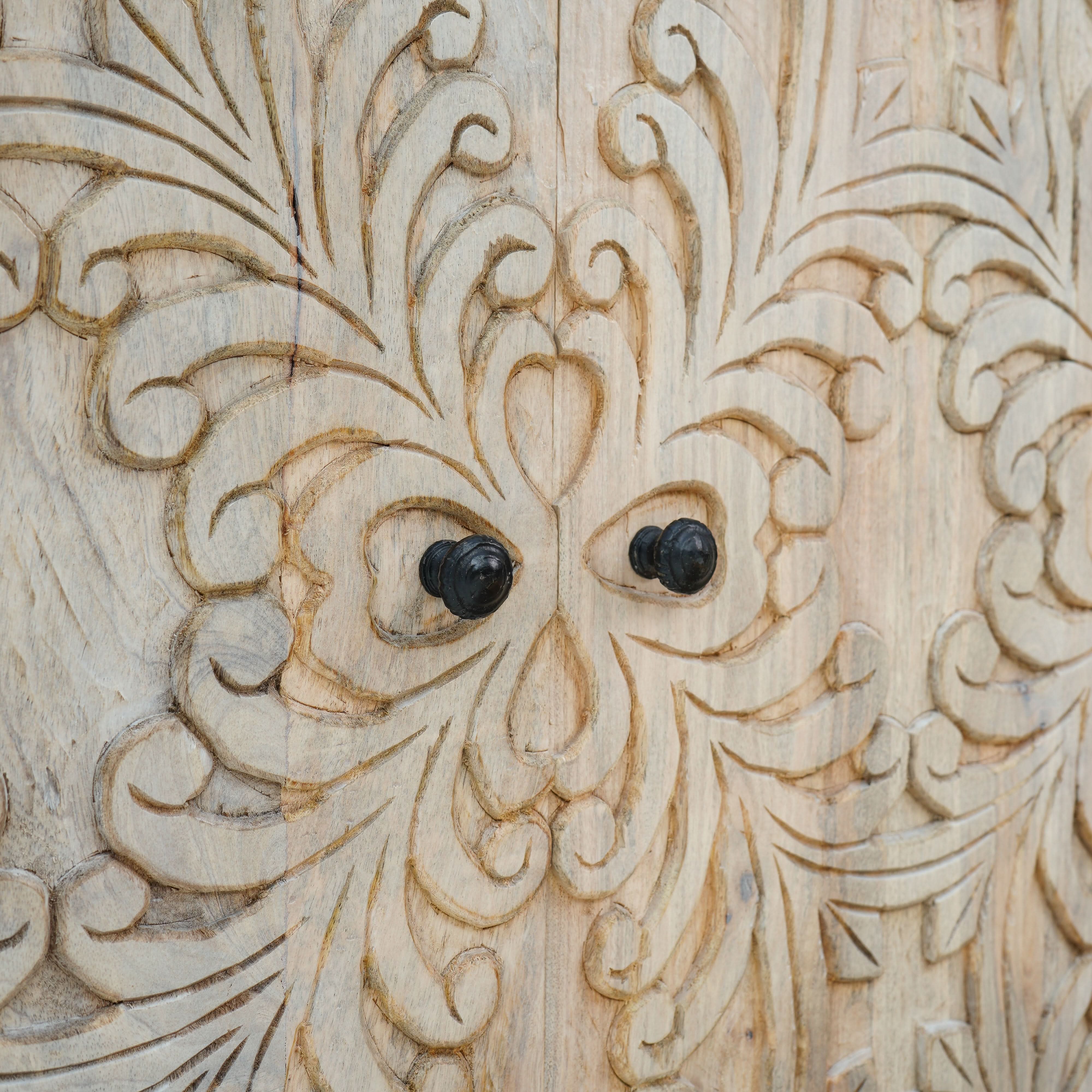 MANGO AURA CARVED SIDEBOARD - Art and craft furniture
