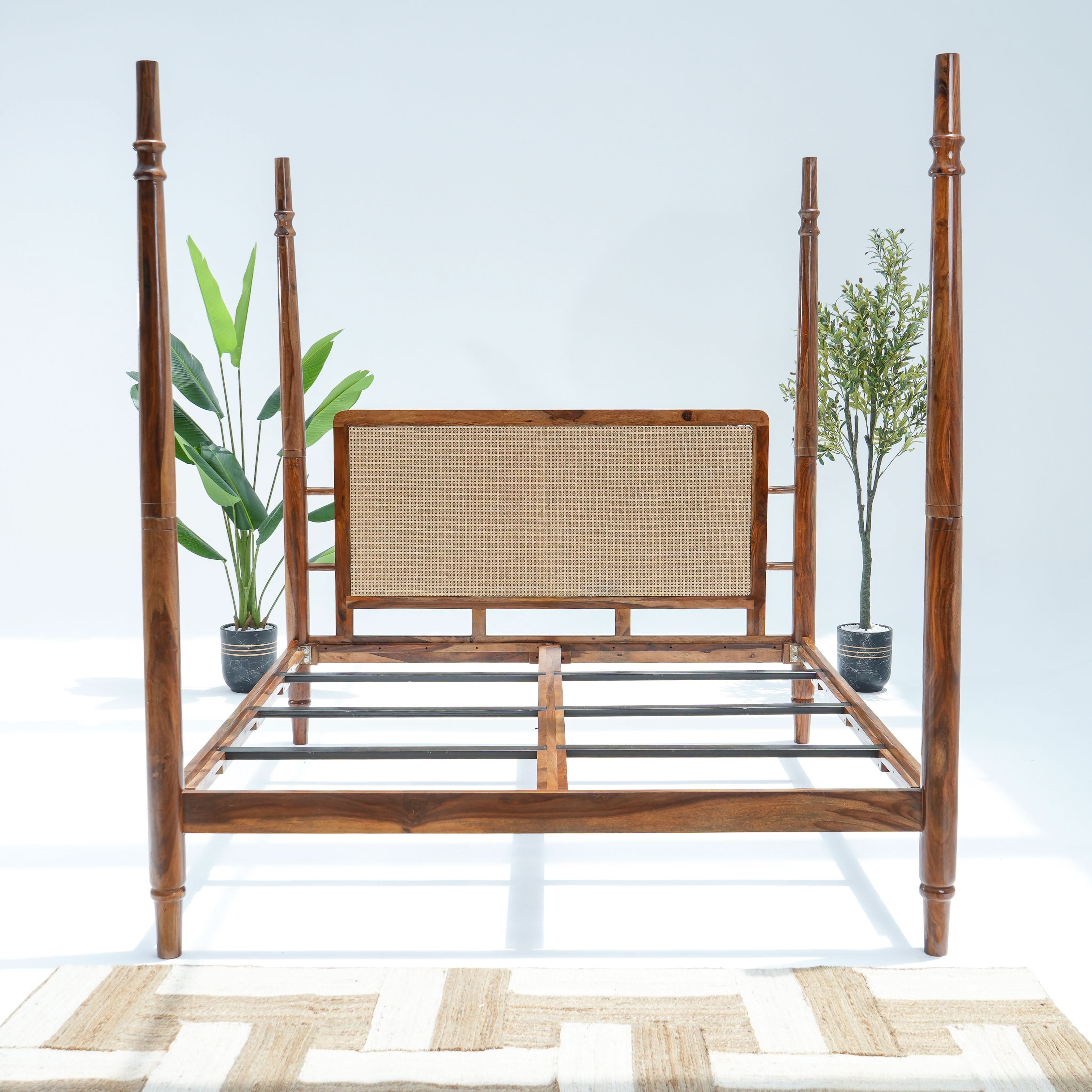 CANOVIA CANE FOUR POSTER BED - Art and craft furniture