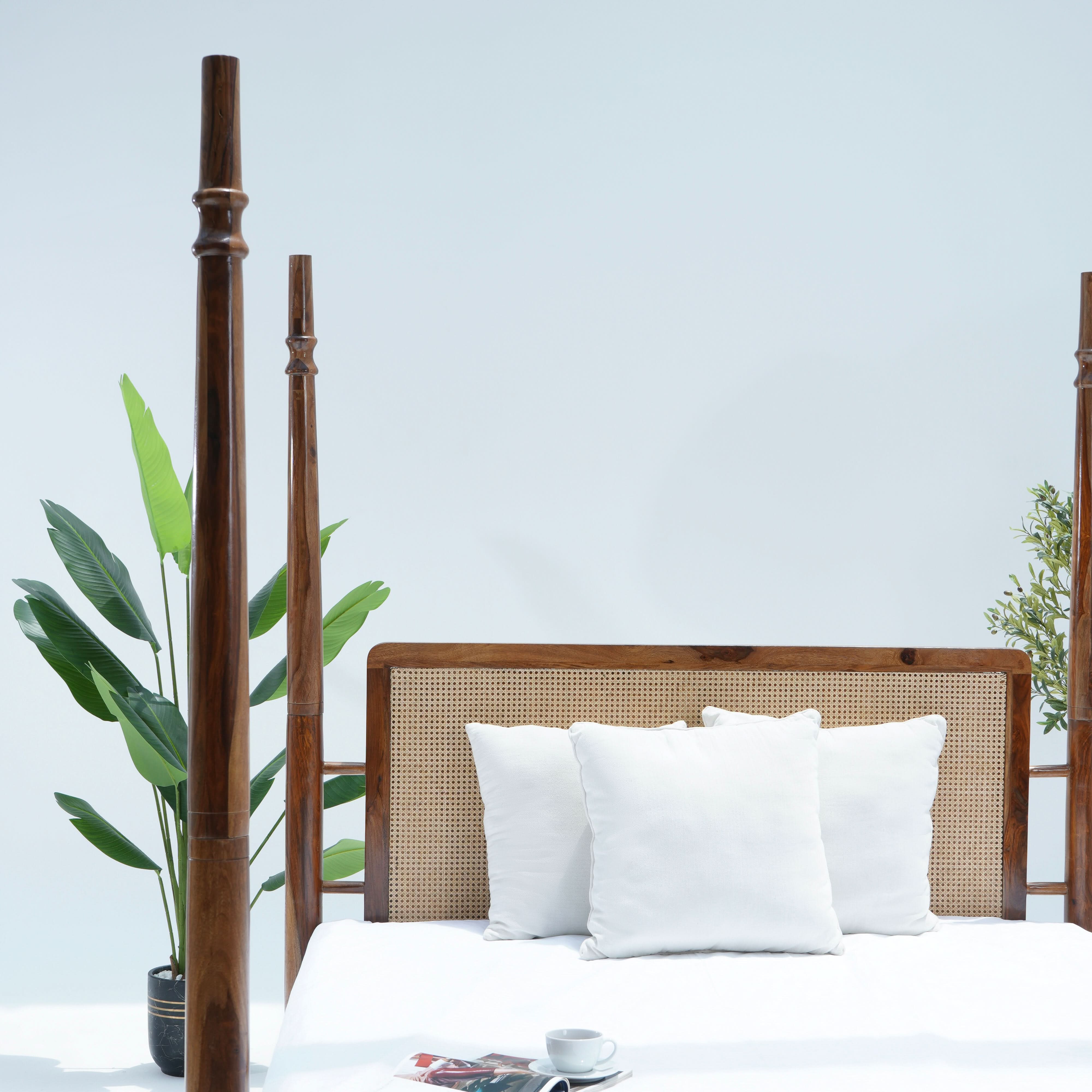 CANOVIA CANE FOUR POSTER BED - Art and craft furniture