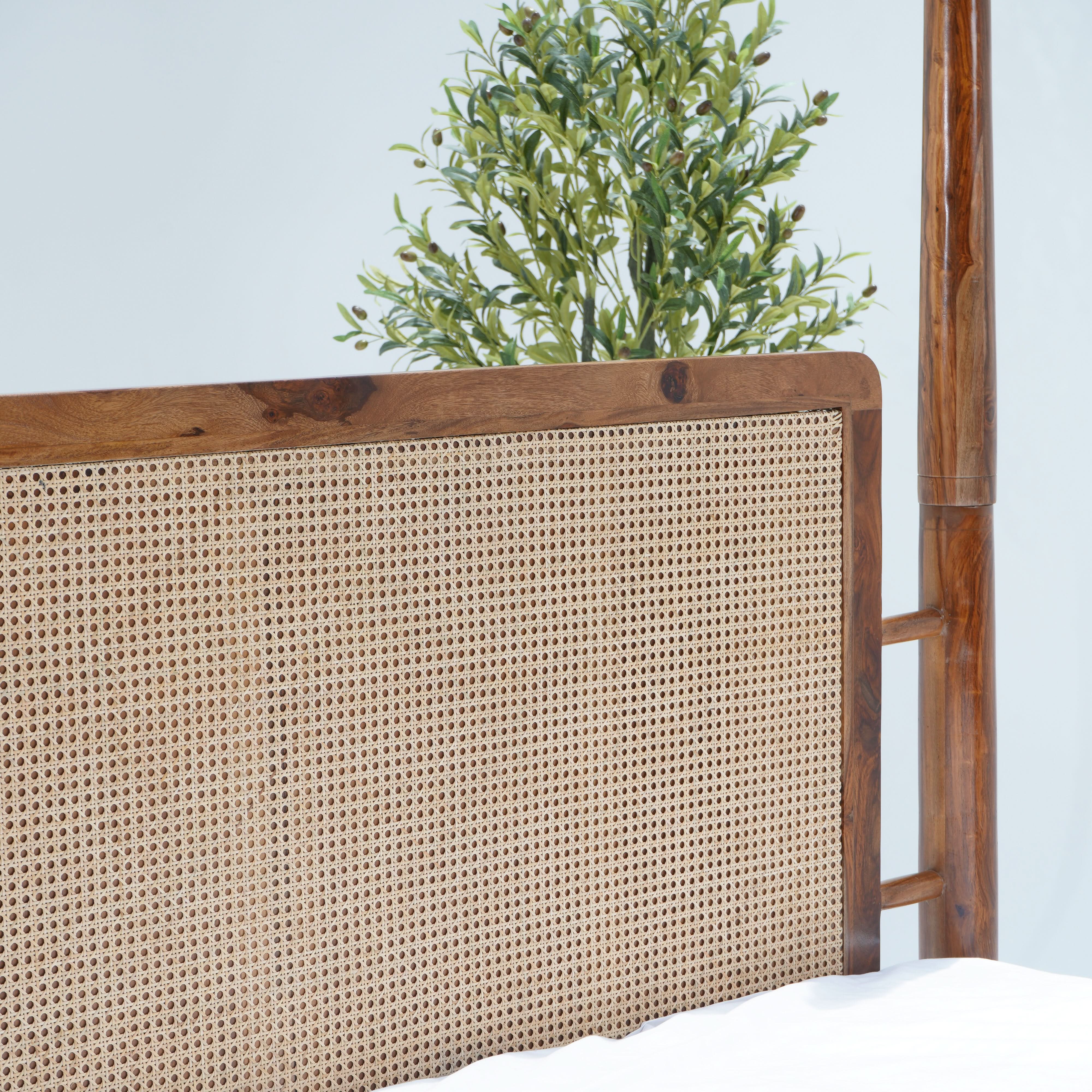 CANOVIA CANE FOUR POSTER BED - Art and craft furniture