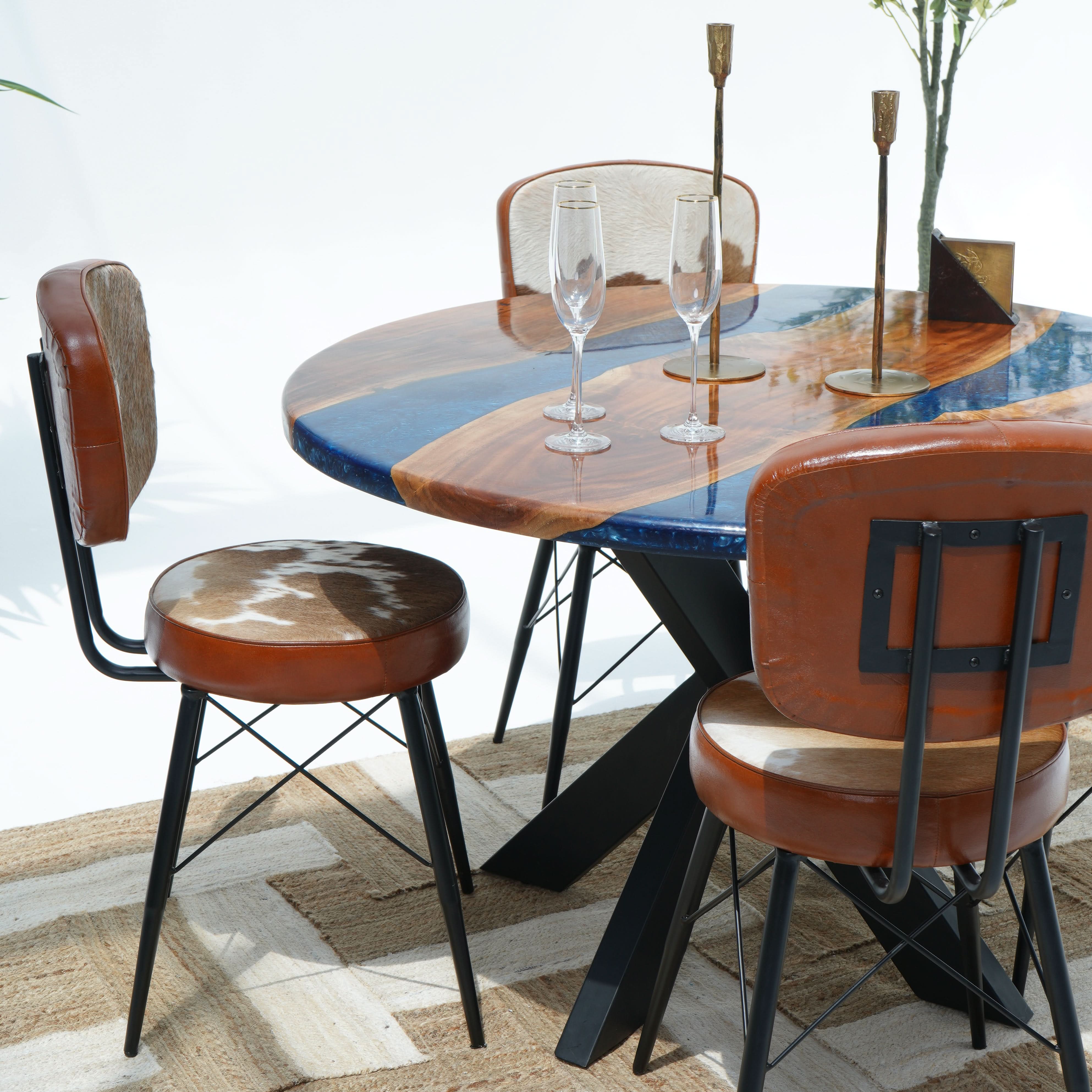 LISBON LUXE EPOXY ROUND DINING TABLE - Art and craft furniture