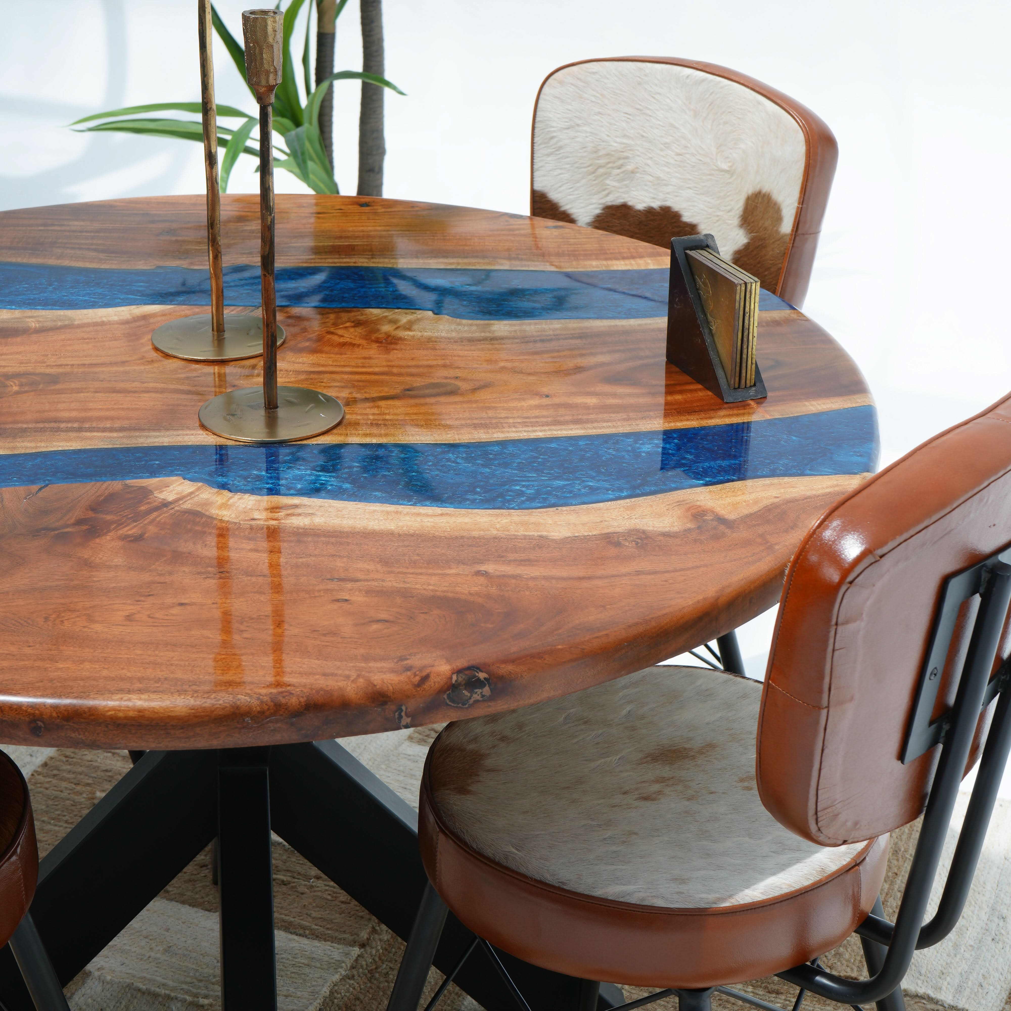 LISBON LUXE EPOXY ROUND DINING TABLE - Art and craft furniture