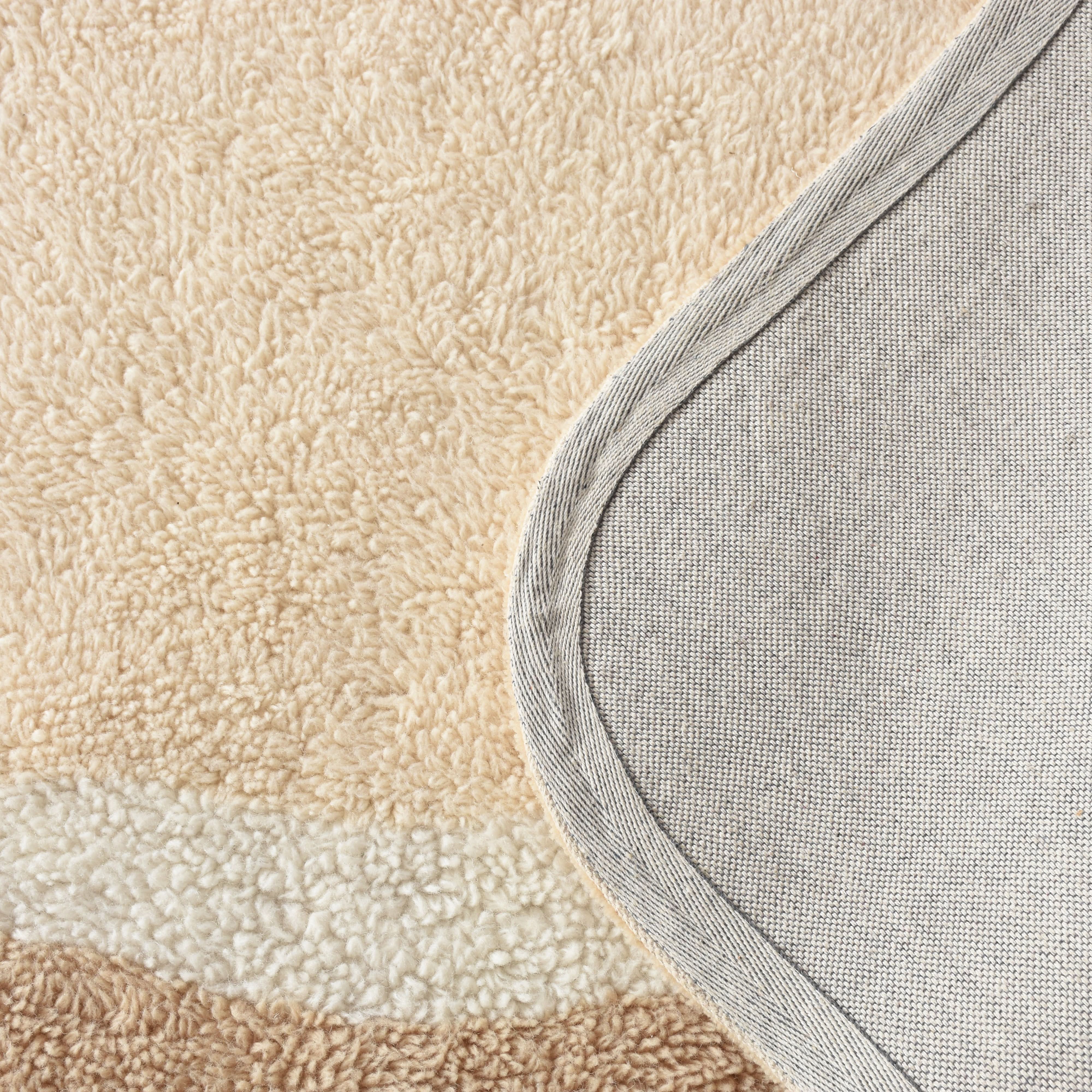 LINTON TABLE TUFTED NZ WOOL CARPET - Art and craft furniture