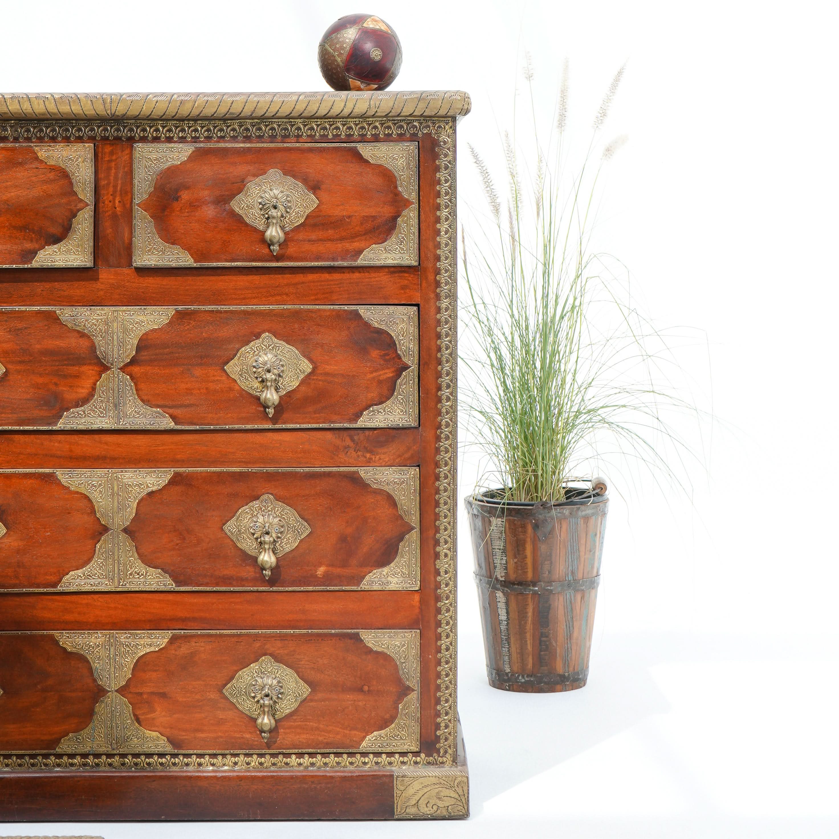 RICHMOND WOODEN BRASS FITTED EIGHT DRAWER DRESSER - Art and craft furniture