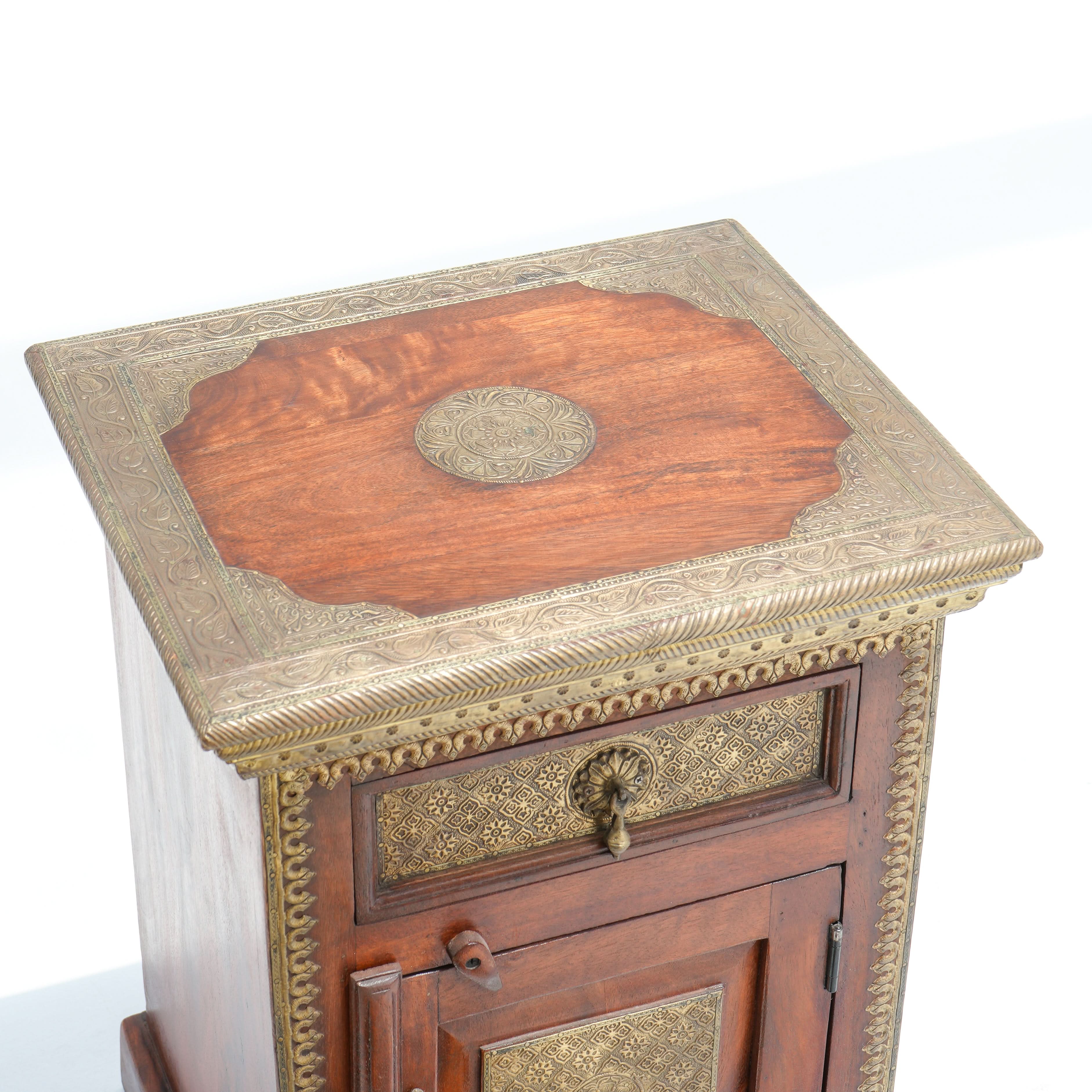 RICHMOND BRASS FTD ONE DRAWER ONE DOOR NIGHTSTAND TABLE - Art and craft furniture