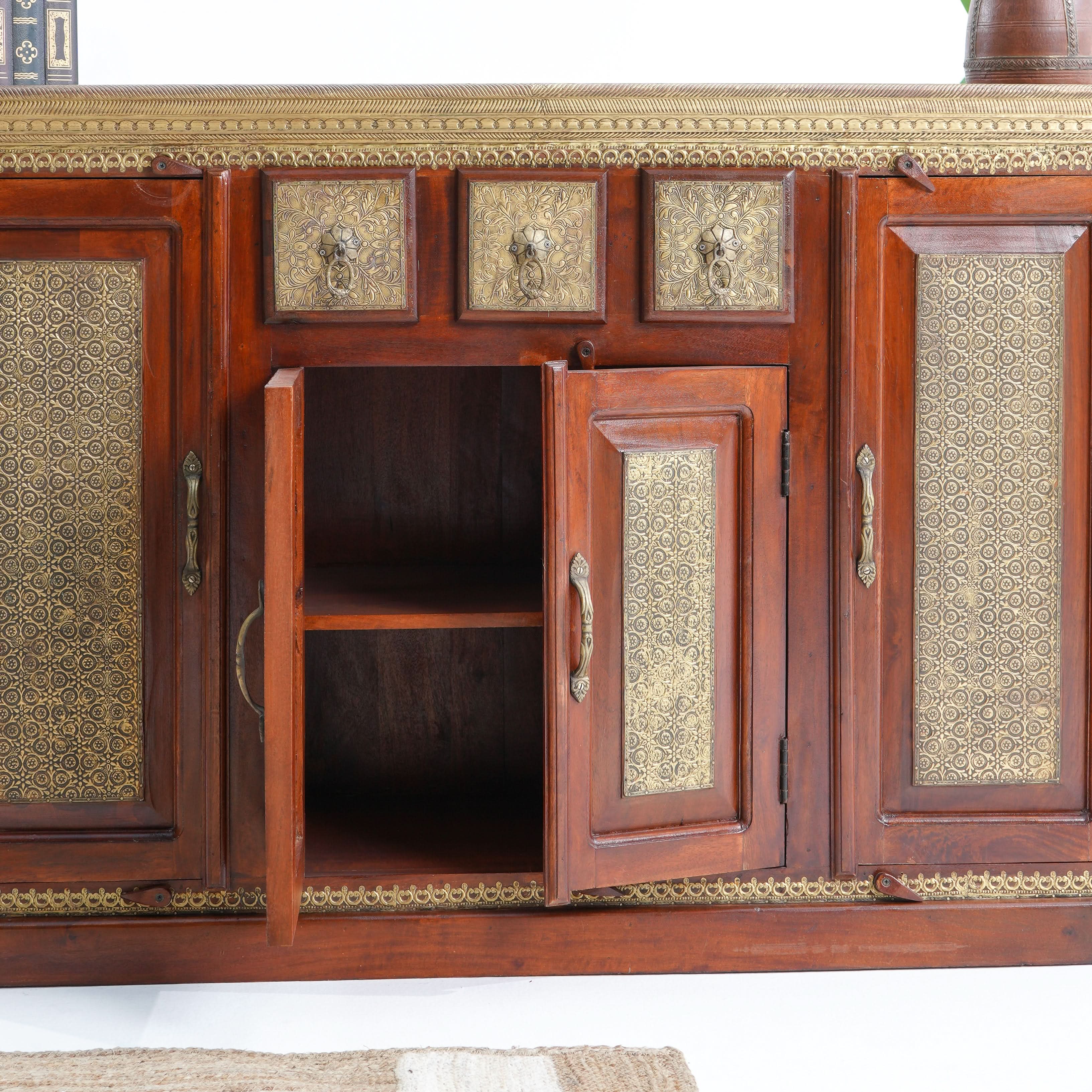 RICHMOND BRASS FTD SIDEBOARD - Art and craft furniture