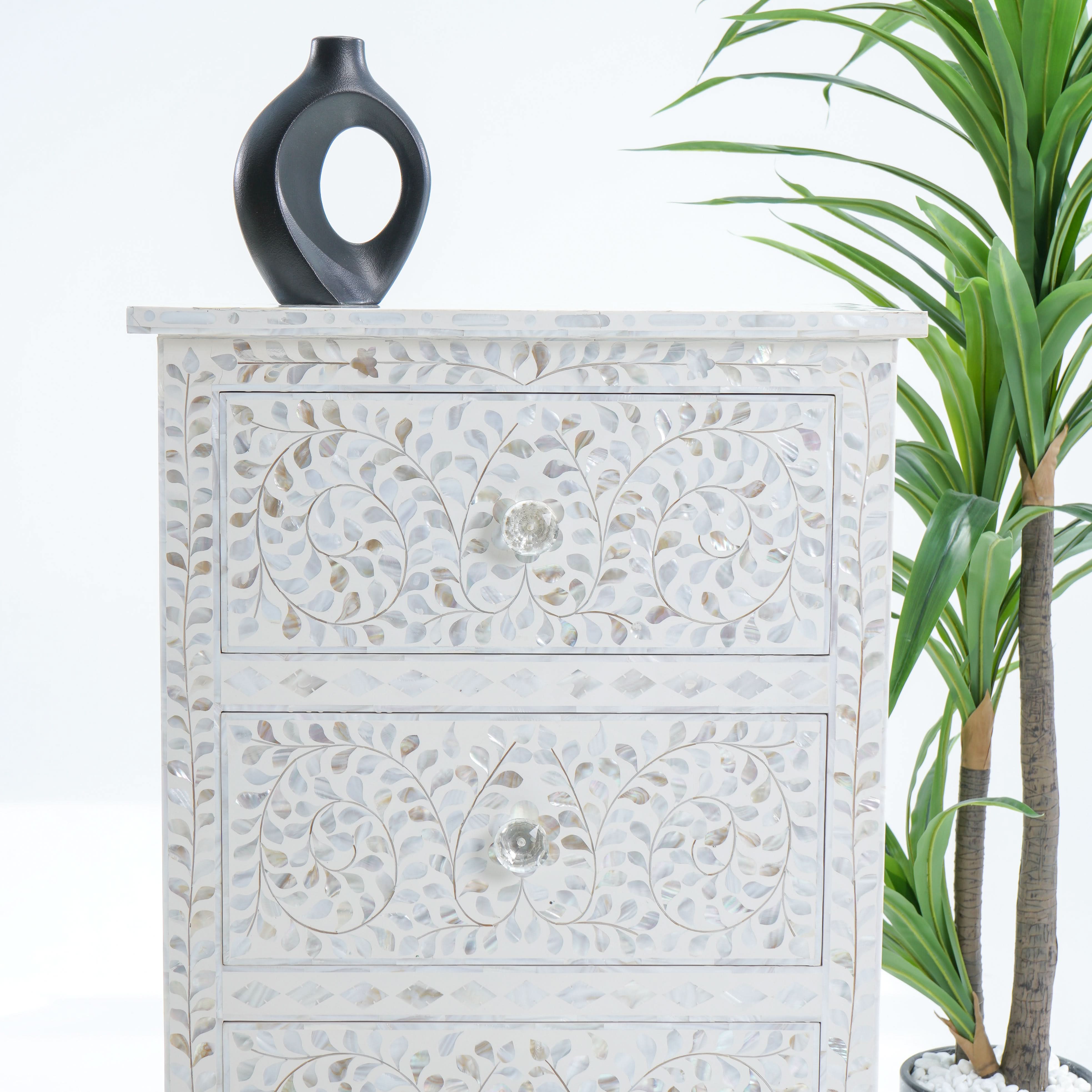 OCEAN-WHITE MOTHER OF PEARL SINGLE DRAWCHEST - Art and craft furniture