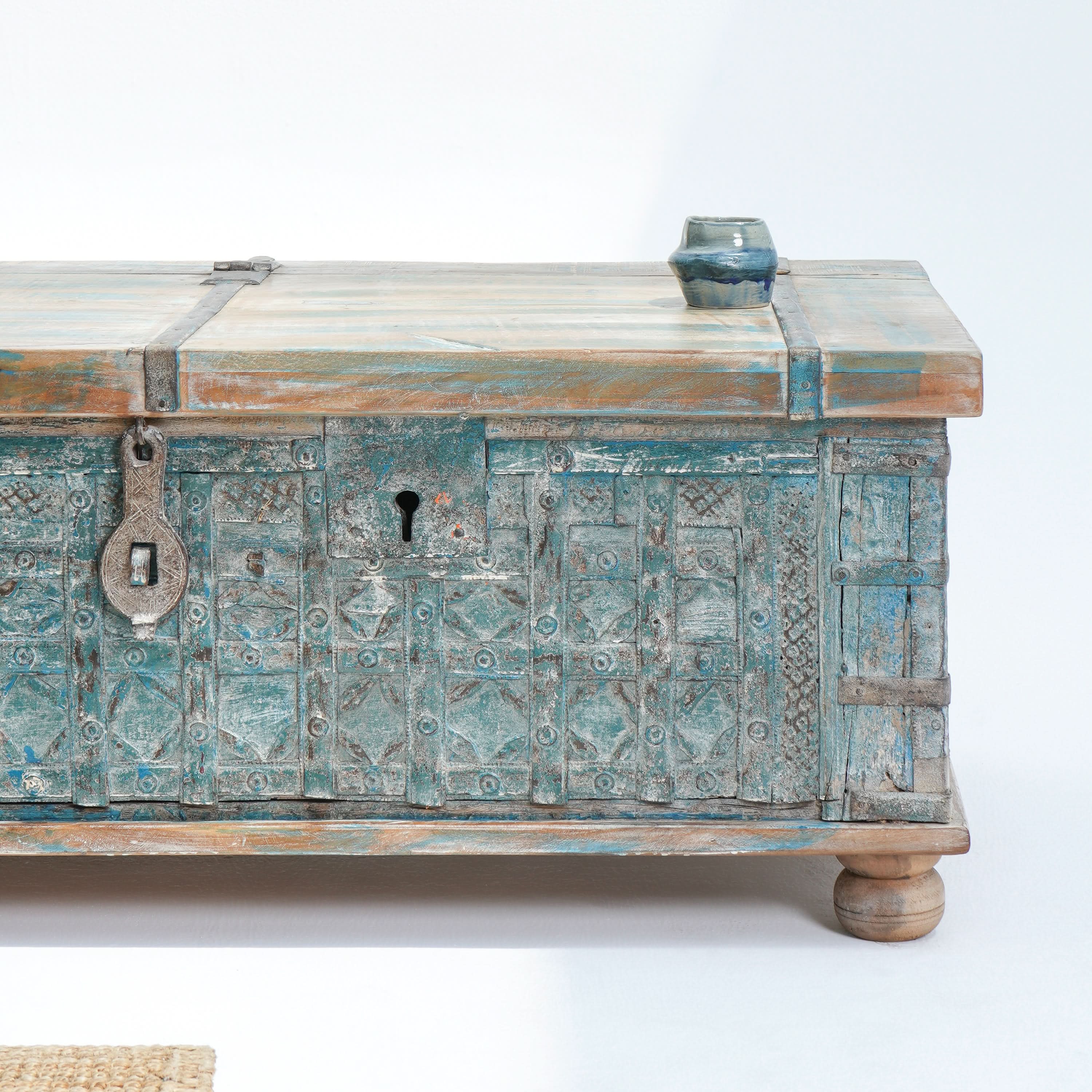 ANTIQUE PITARA BOX - Art and craft furniture