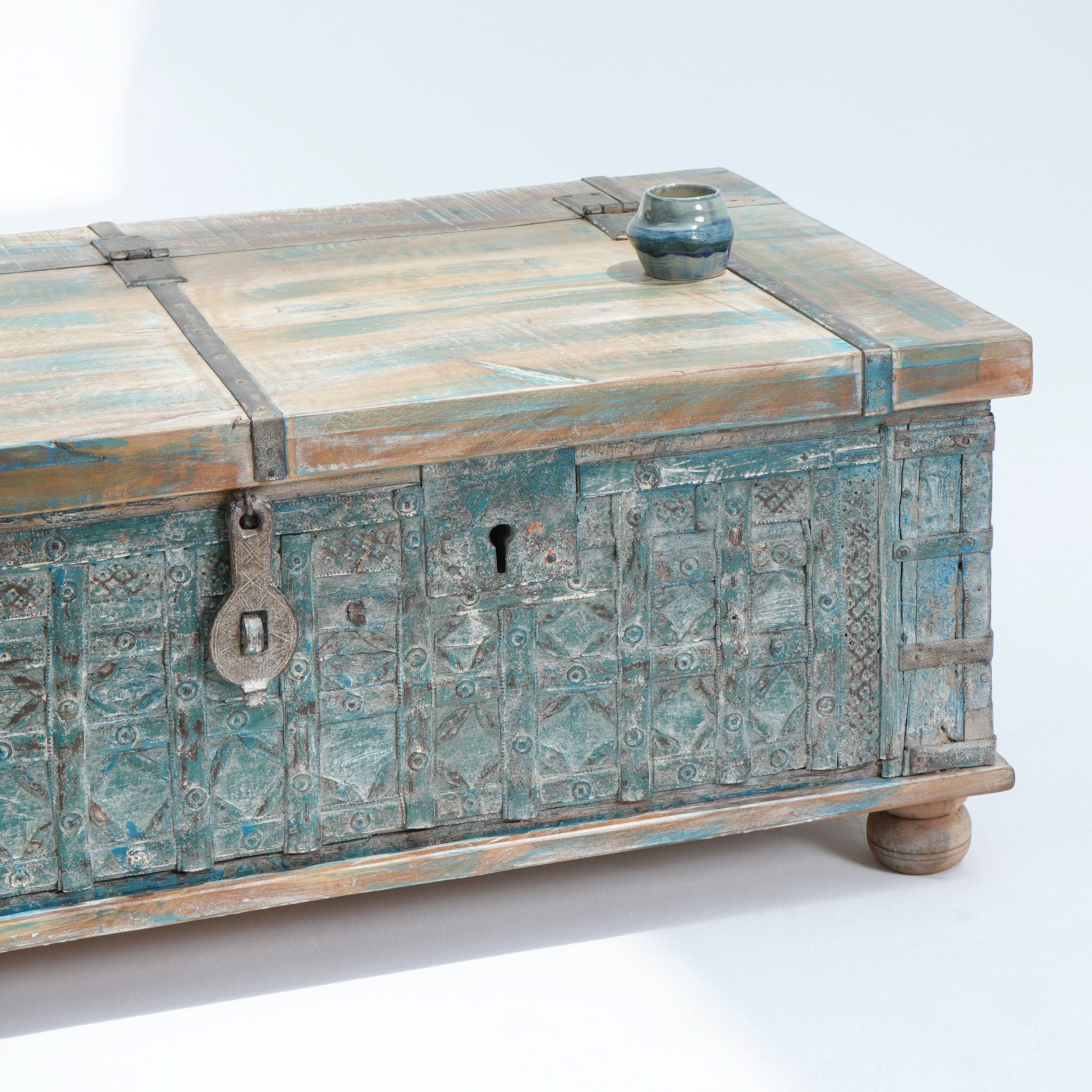 ANTIQUE PITARA BOX - Art and craft furniture