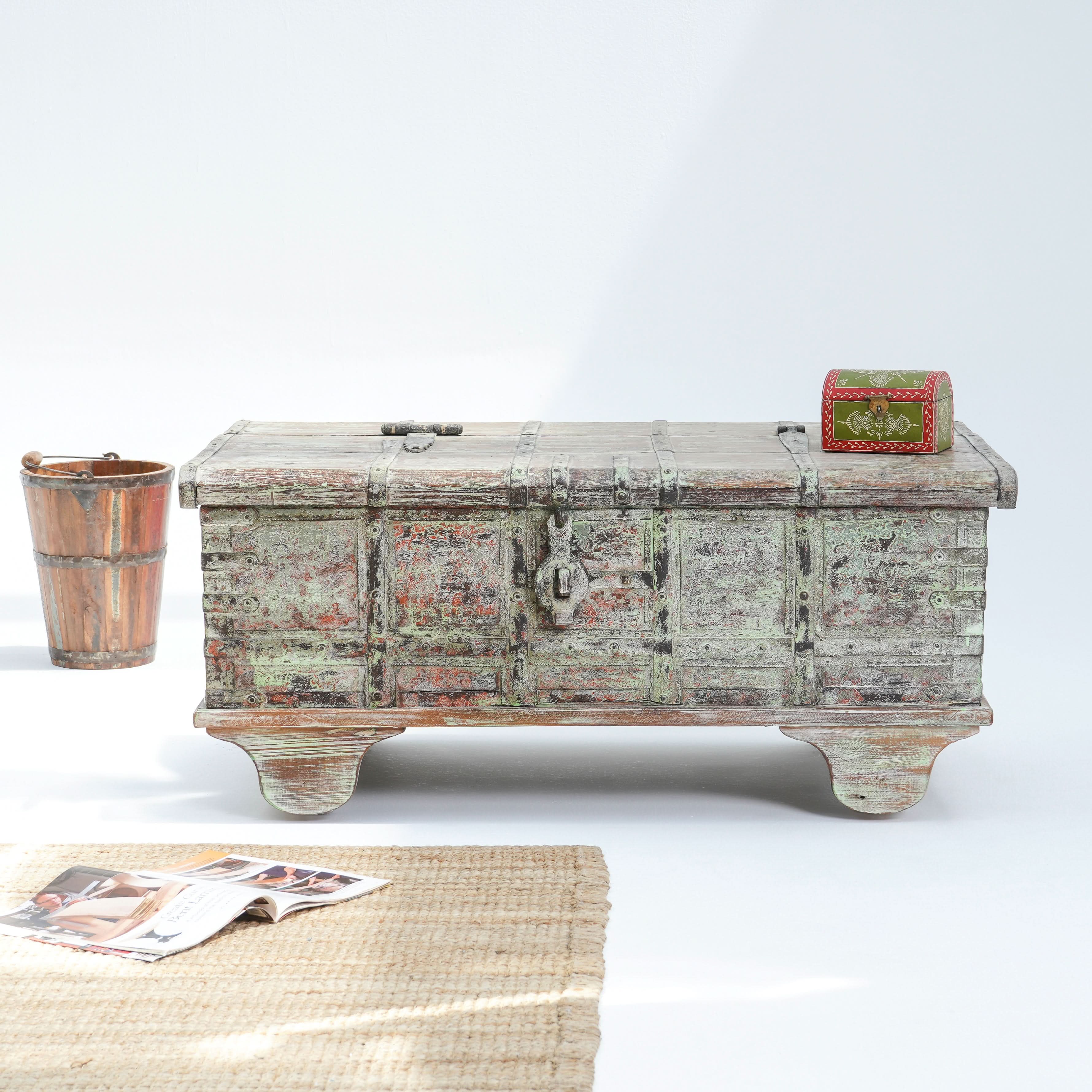 ANTIQUE WHEEL PITARA BOX - Art and craft furniture