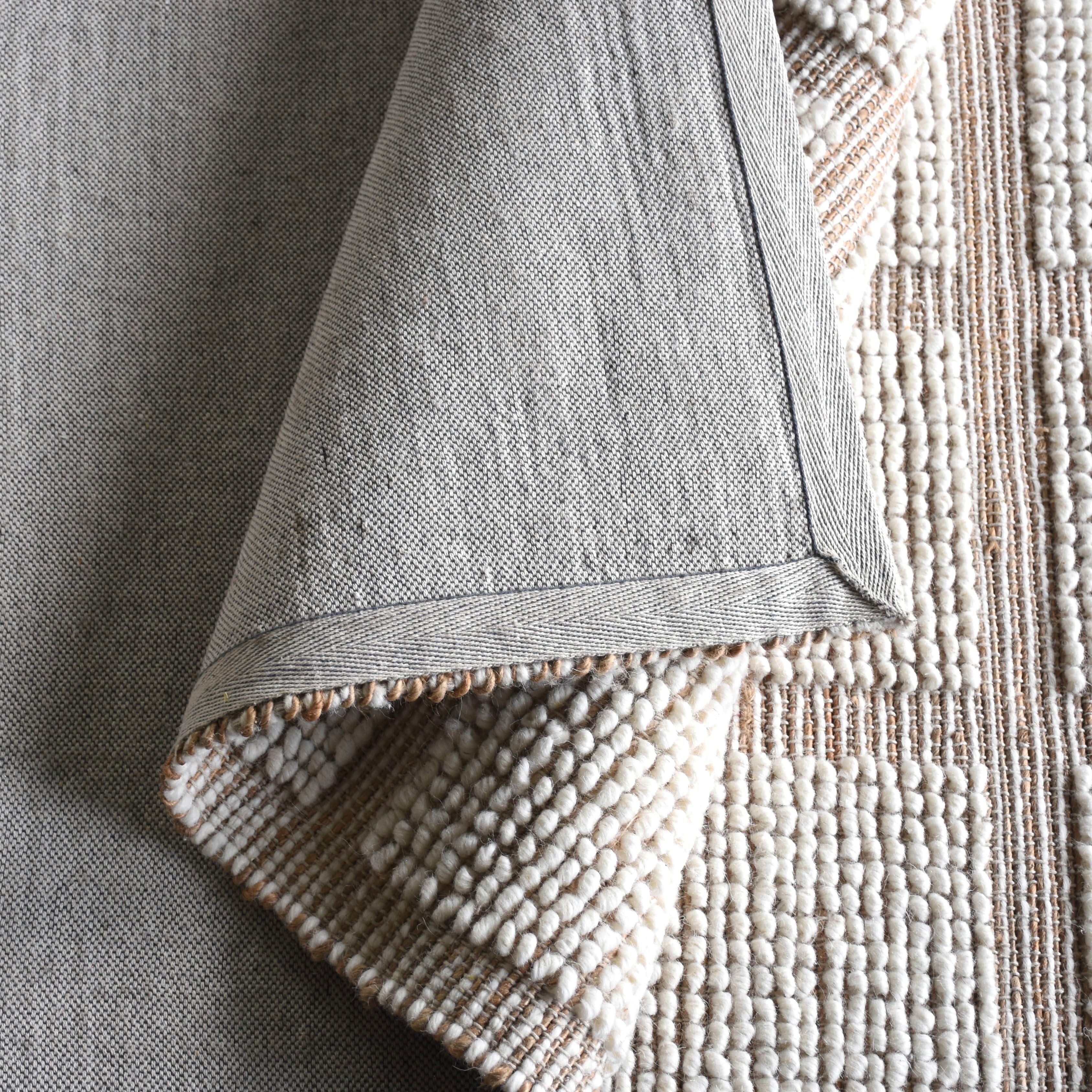 RAVENSWOOD HAND WOVEN JUTE & WOOL CARPET - Art and craft furniture