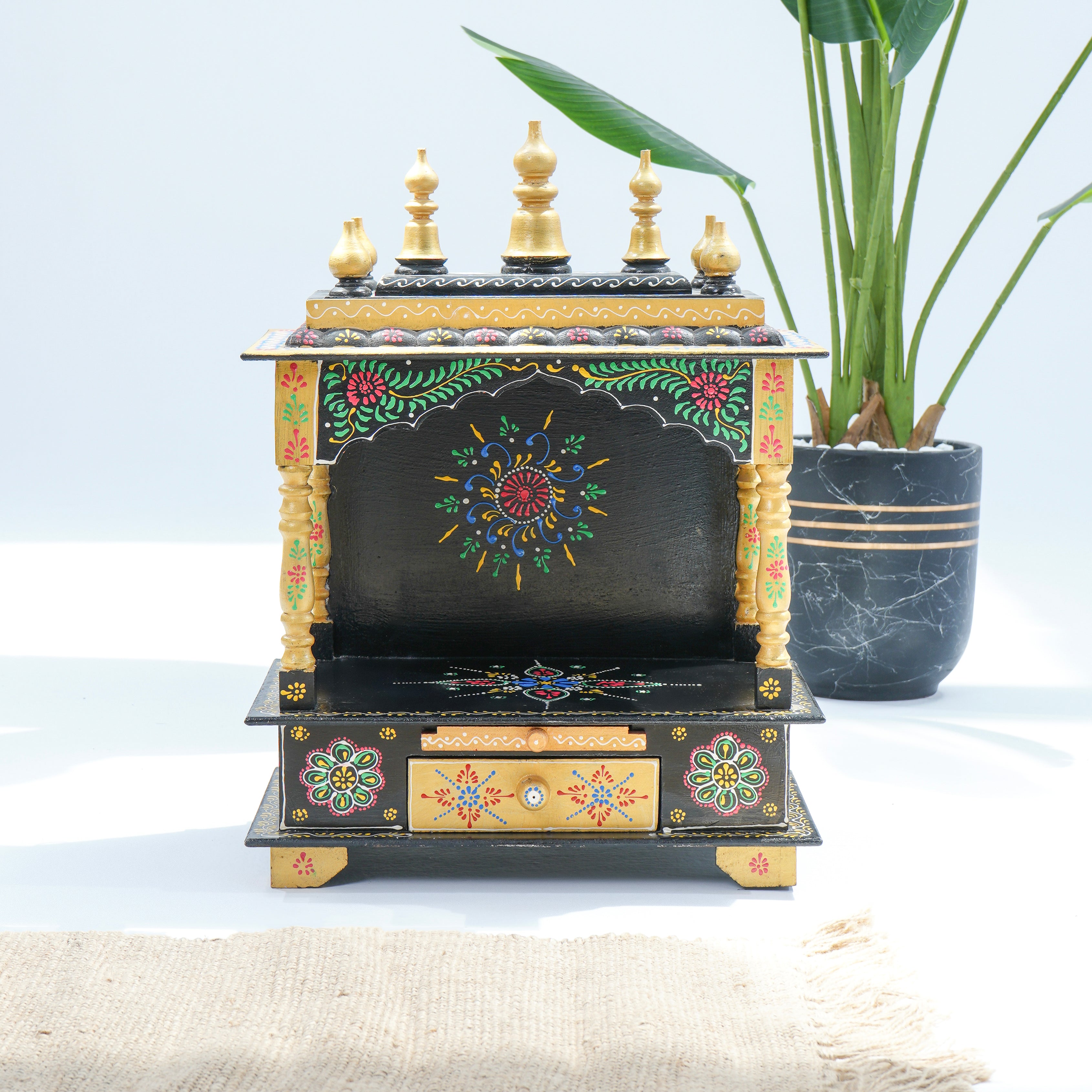 WDN PAINTING ONE DRAWER TEMPLE