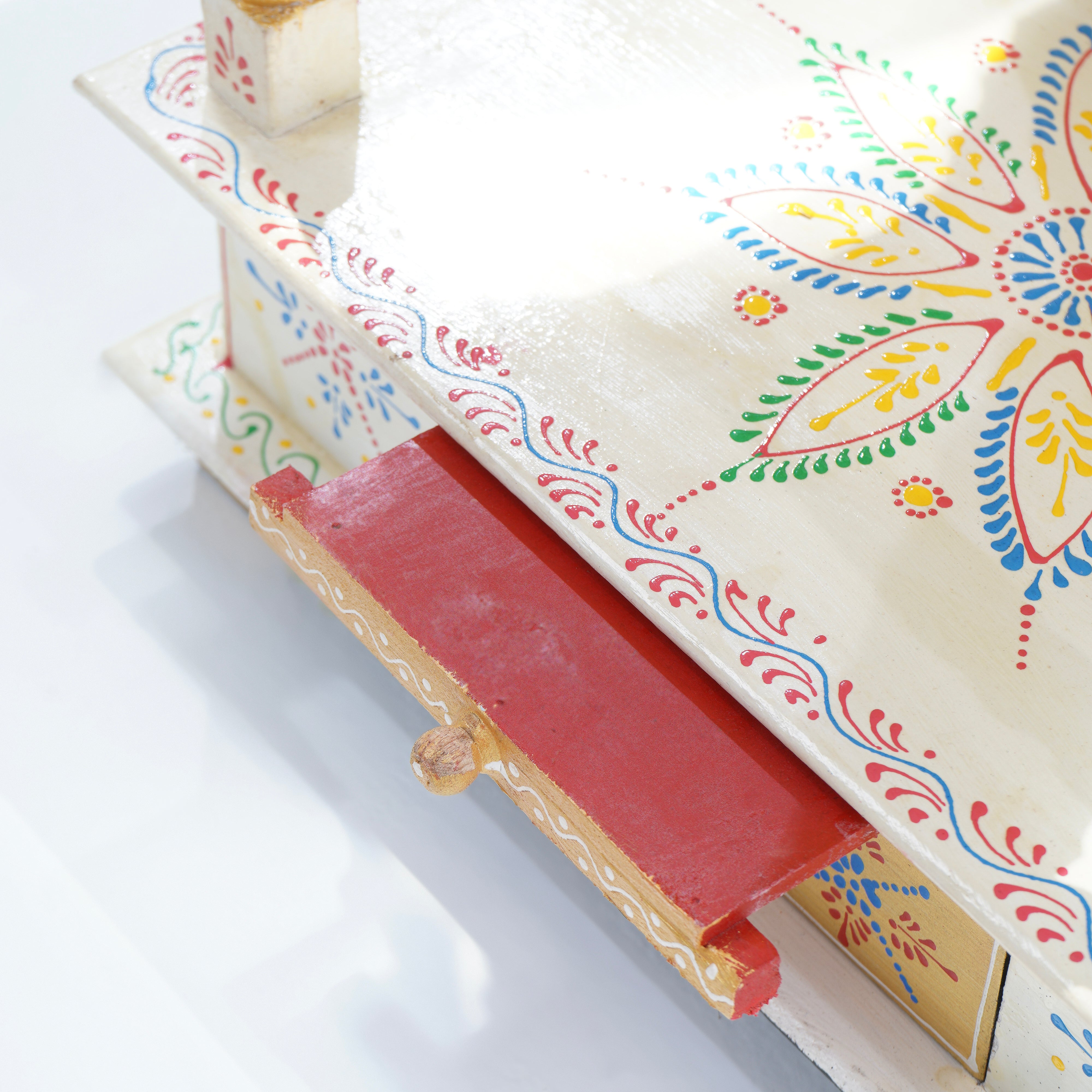 WDN PAINTING ONE DRAWER TEMPLE