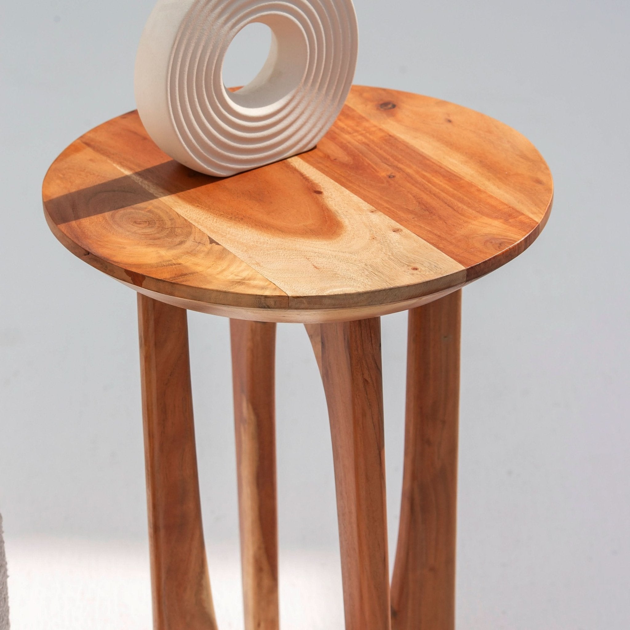 ACACIA ROUND SIDE TABLE - Art and craft furniture