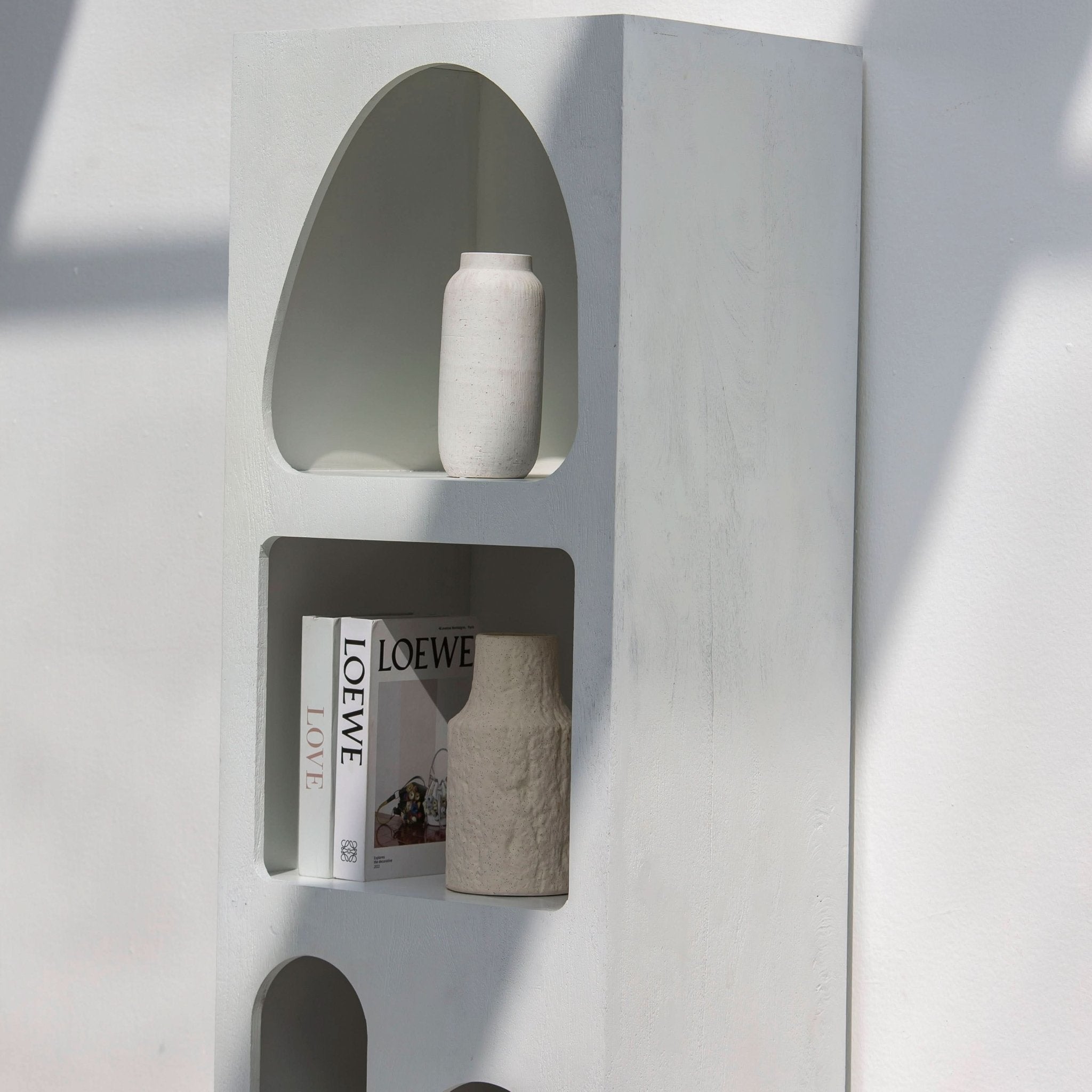 ARCH WHITE SINGLE BOOKSHELF - Art and craft furniture
