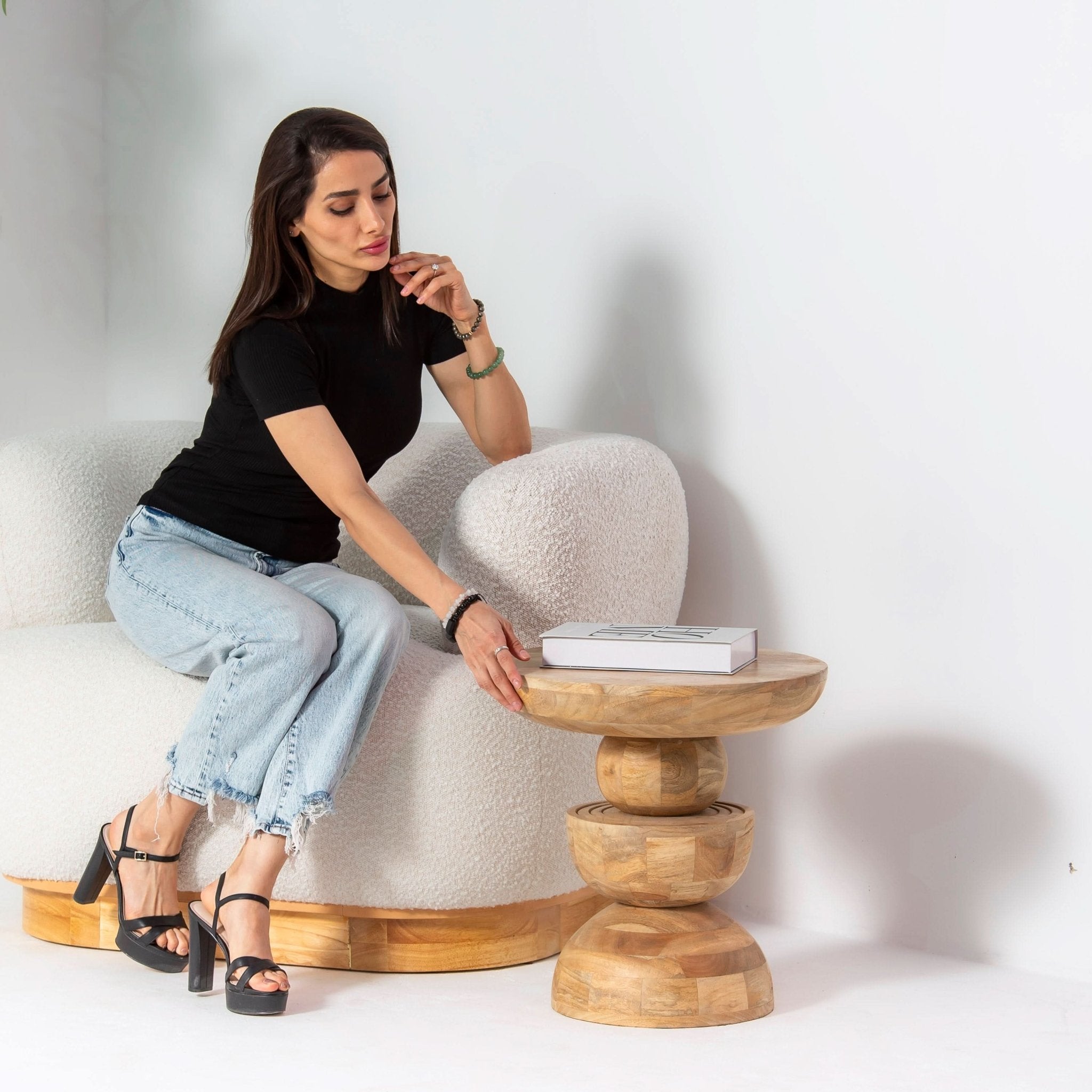 AUREVO WOODEN ROUND STOOL - Art and craft furniture