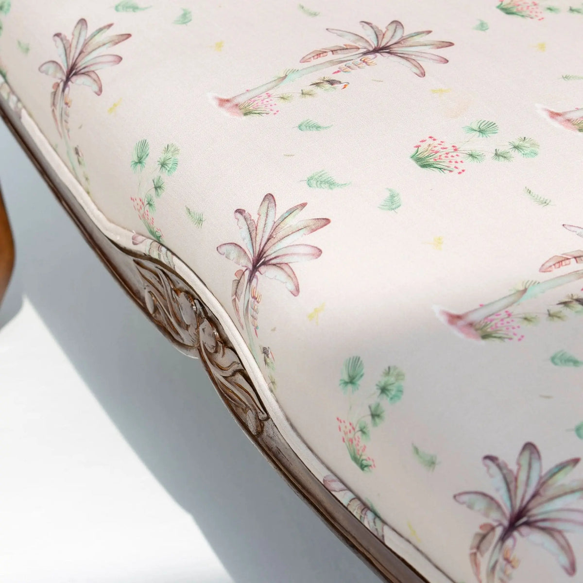 Barcelona Wooden Crafted Bench - Art and craft furniture