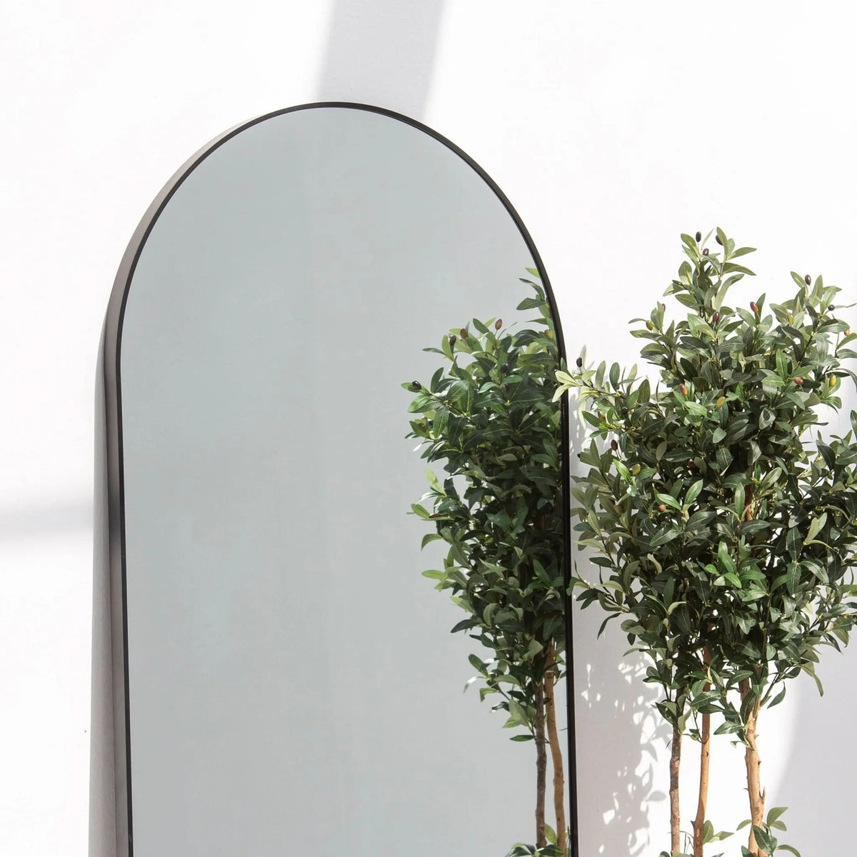 Byron Round Top Frame Mirror - Art and craft furniture