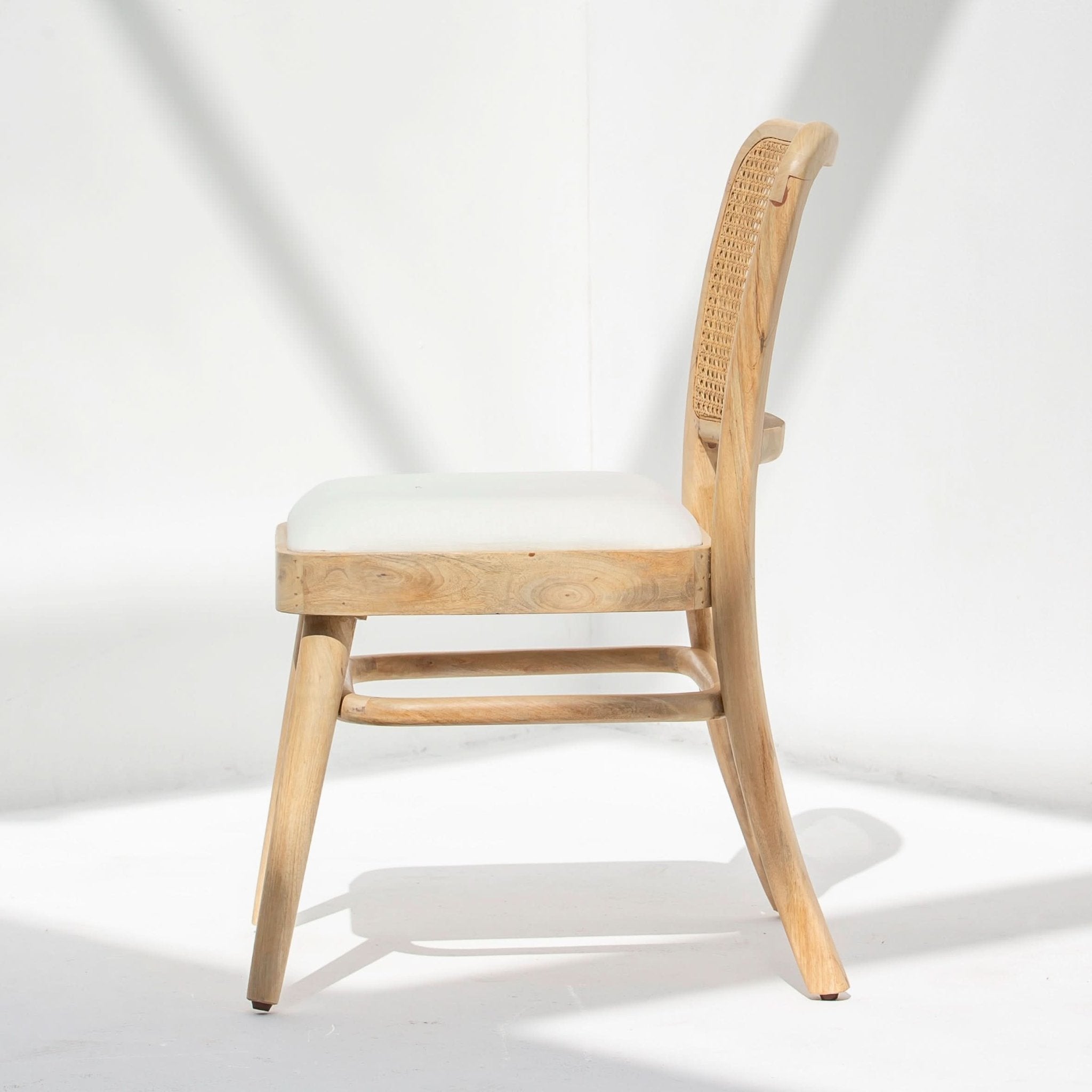 CANOVIA CANE DINING CHAIR - Art and craft furniture