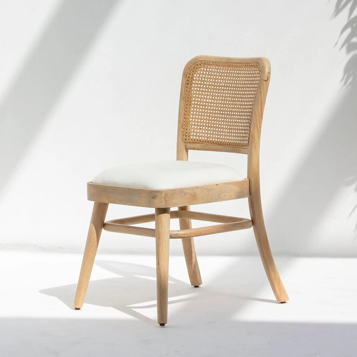 CANOVIA CANE DINING CHAIR - Art and craft furniture