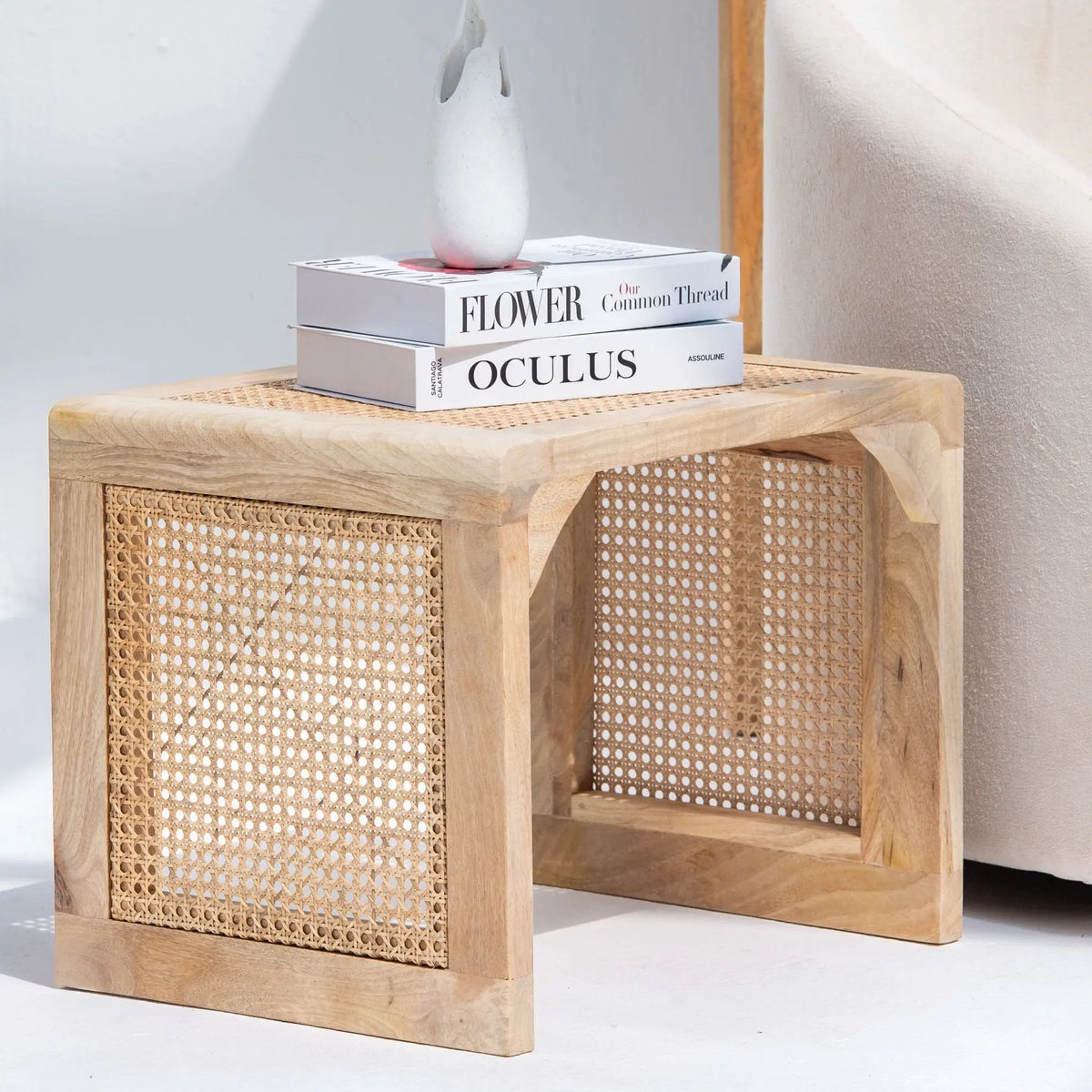 CANOVIA CANE SIDE TABLE - Art and craft furniture