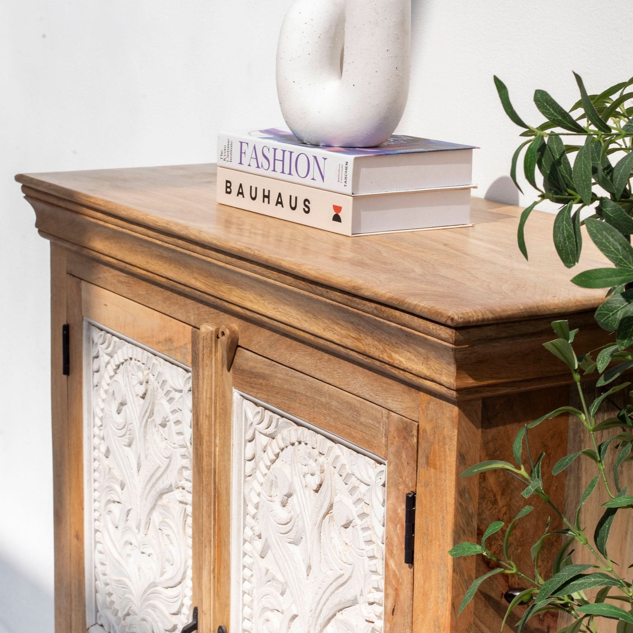 CARVA WOODEN SIDEBOARD - Art and craft furniture