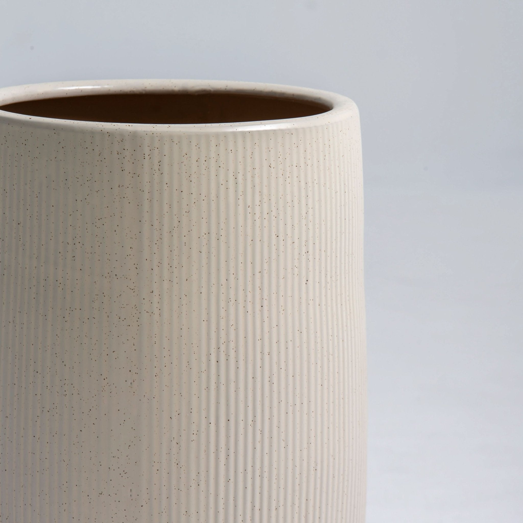 CERAMIC LINING PLANT POT - Art and craft furniture