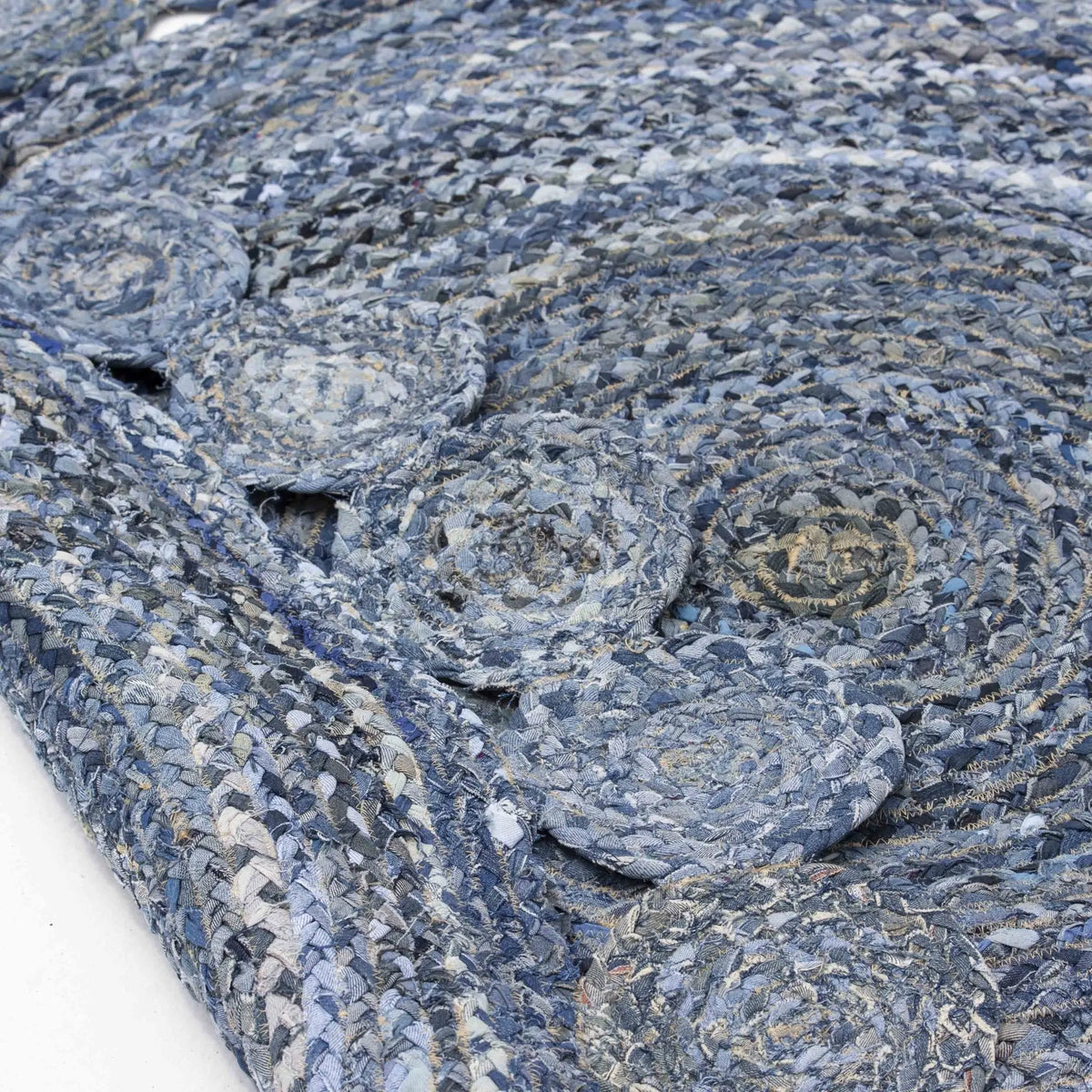 Denim Flora Round Rug - Art and craft furniture