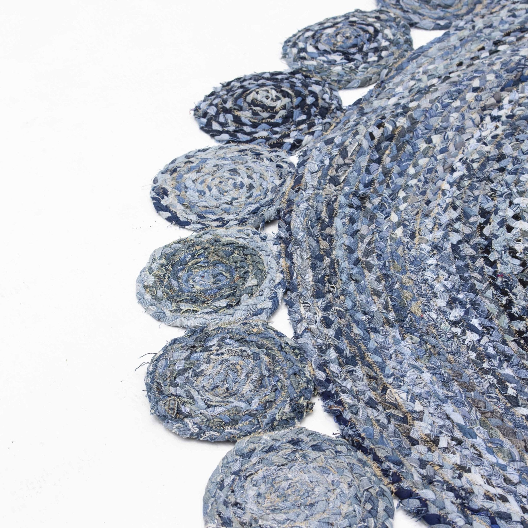 DENIM FLORA ROUND RUG - Art and craft furniture