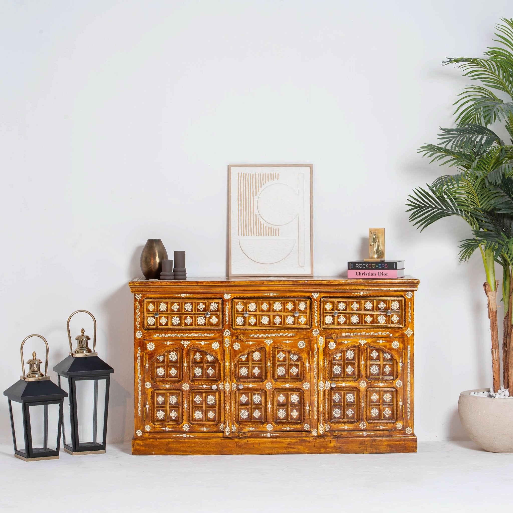 ELMORA PAINTING WOODEN SIDEBOARD - Art and craft furniture