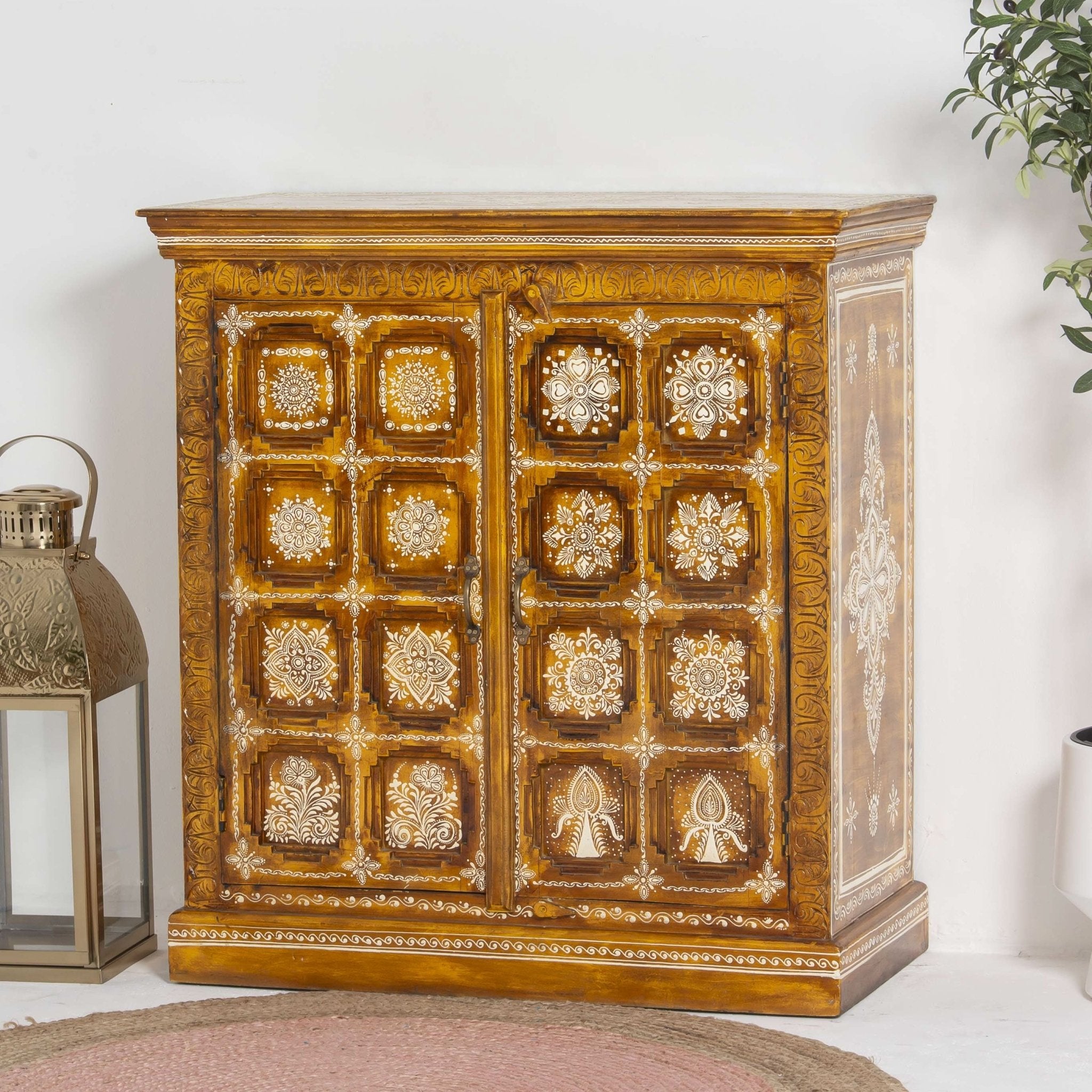 ELMORA PAINTING WOODEN SIDEBOARD - Art and craft furniture