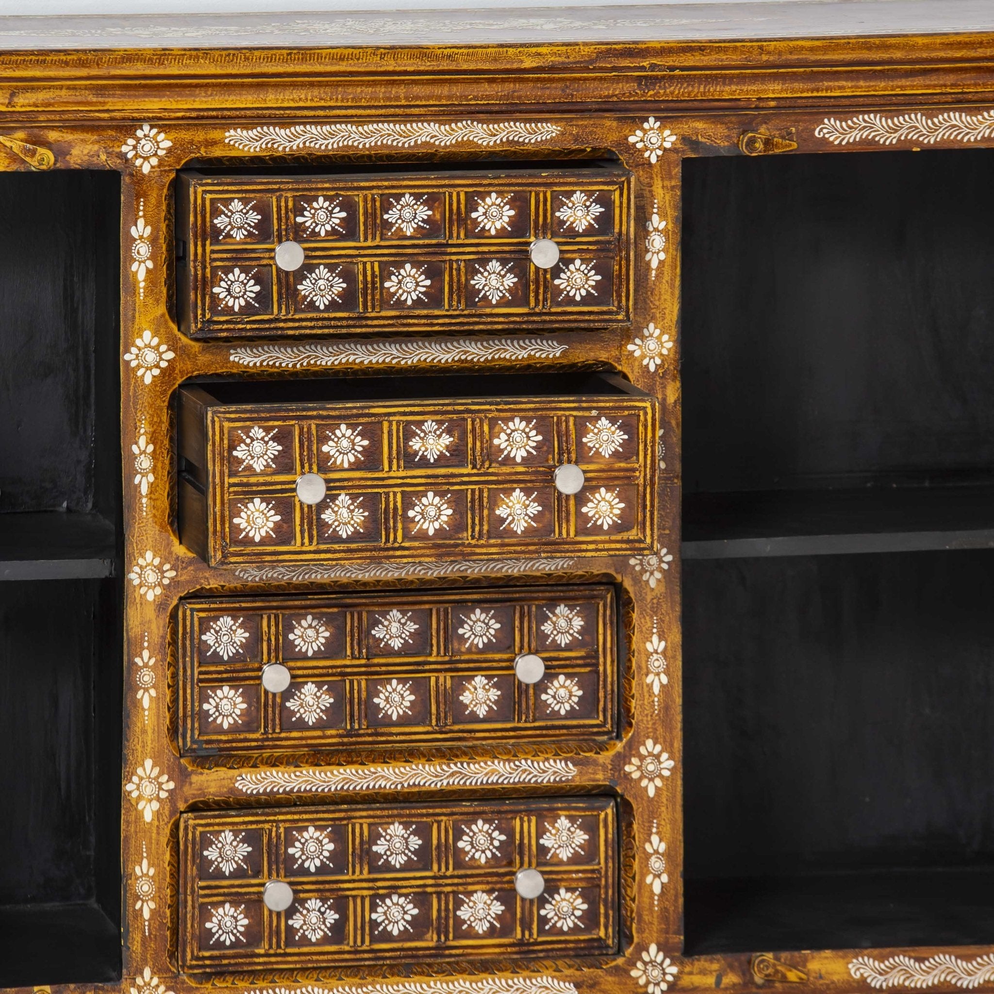 ELMORA PAINTING WOODEN SIDEBOARD - Art and craft furniture