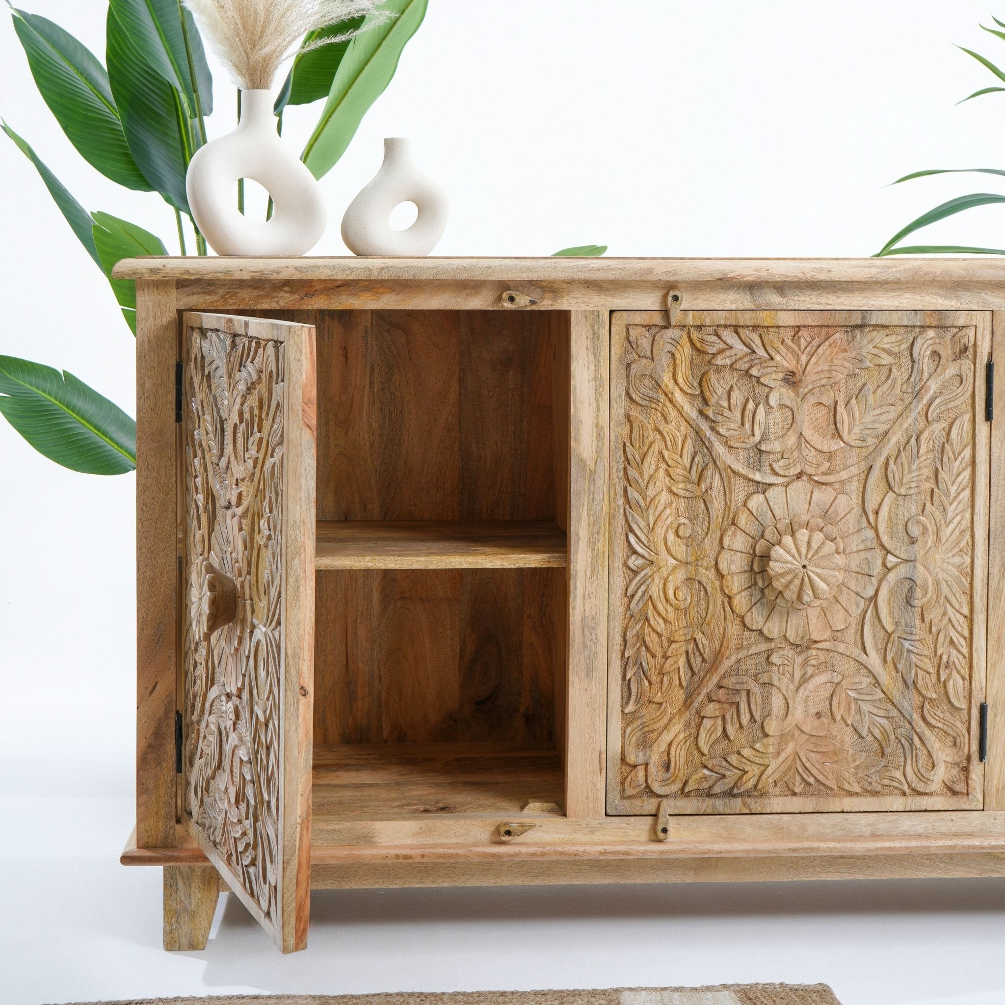 ESPERANCE THREE DOOR SIDEBOARD - Art and craft furniture