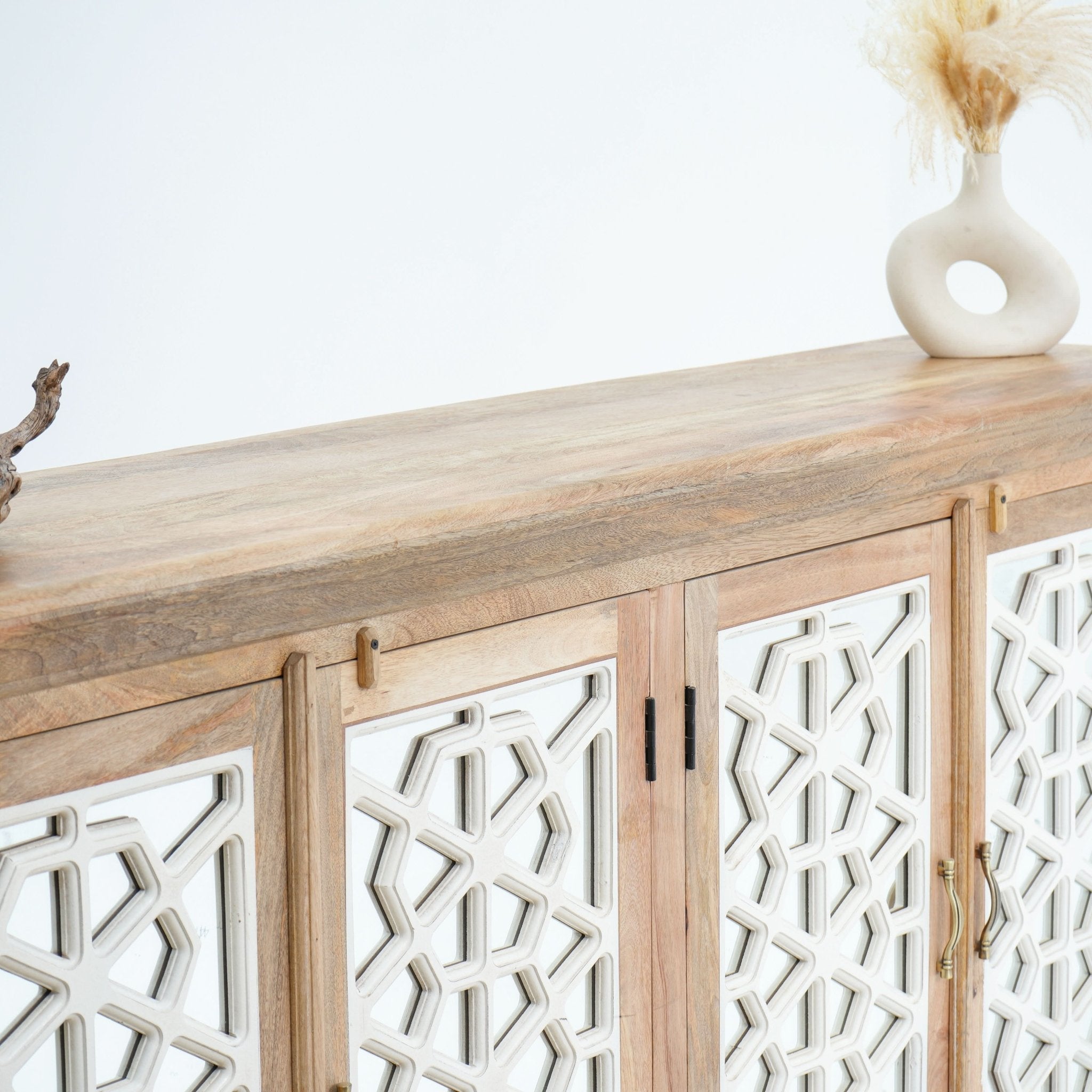 EXPO FOUR DOOR SIDEBOARD - Art and craft furniture