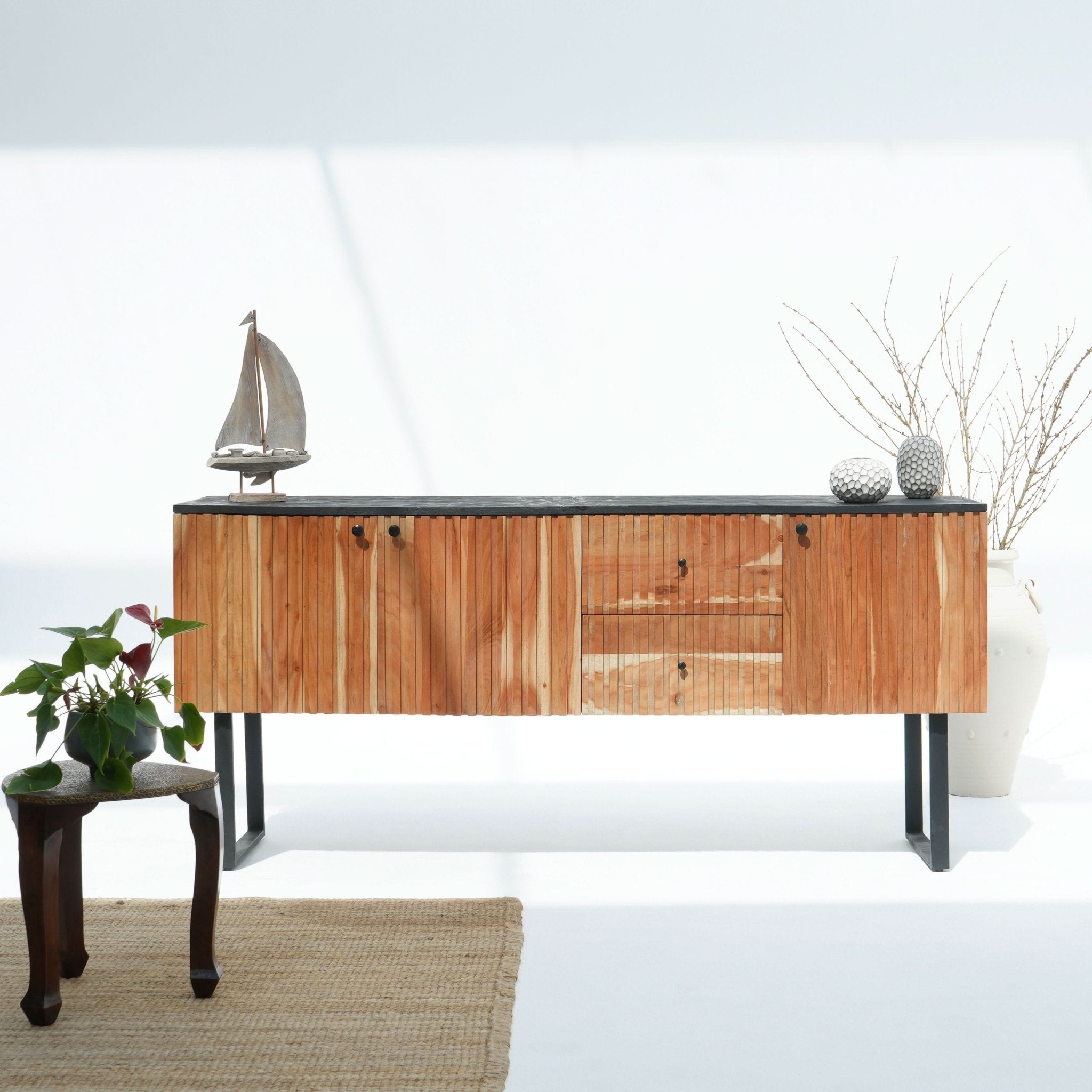 FLORENCE ACACIA WOOD LINING SIDEBOARD - Art and craft furniture