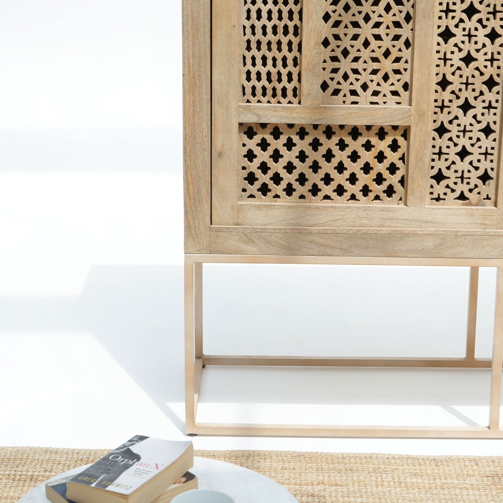 FREETOWN FUSION SLIDING DOOR CABINET - Art and craft furniture