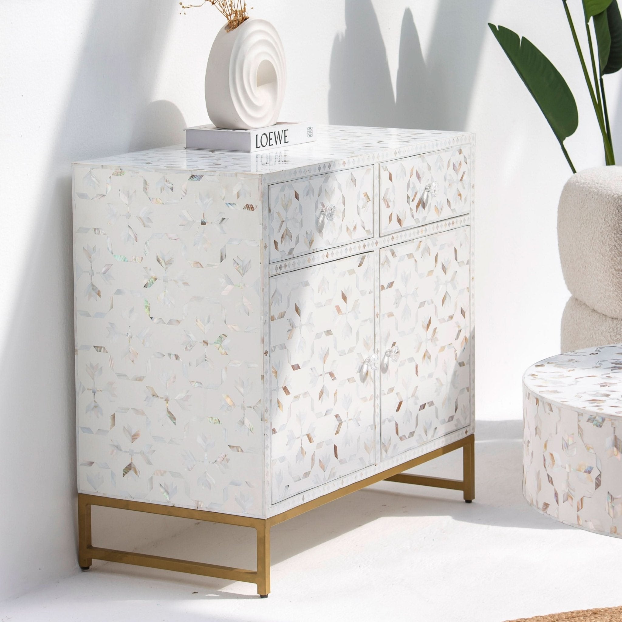 GEOMETRIC WHITE MOTHER OF PEARL SIDEBOARD - Art and craft furniture