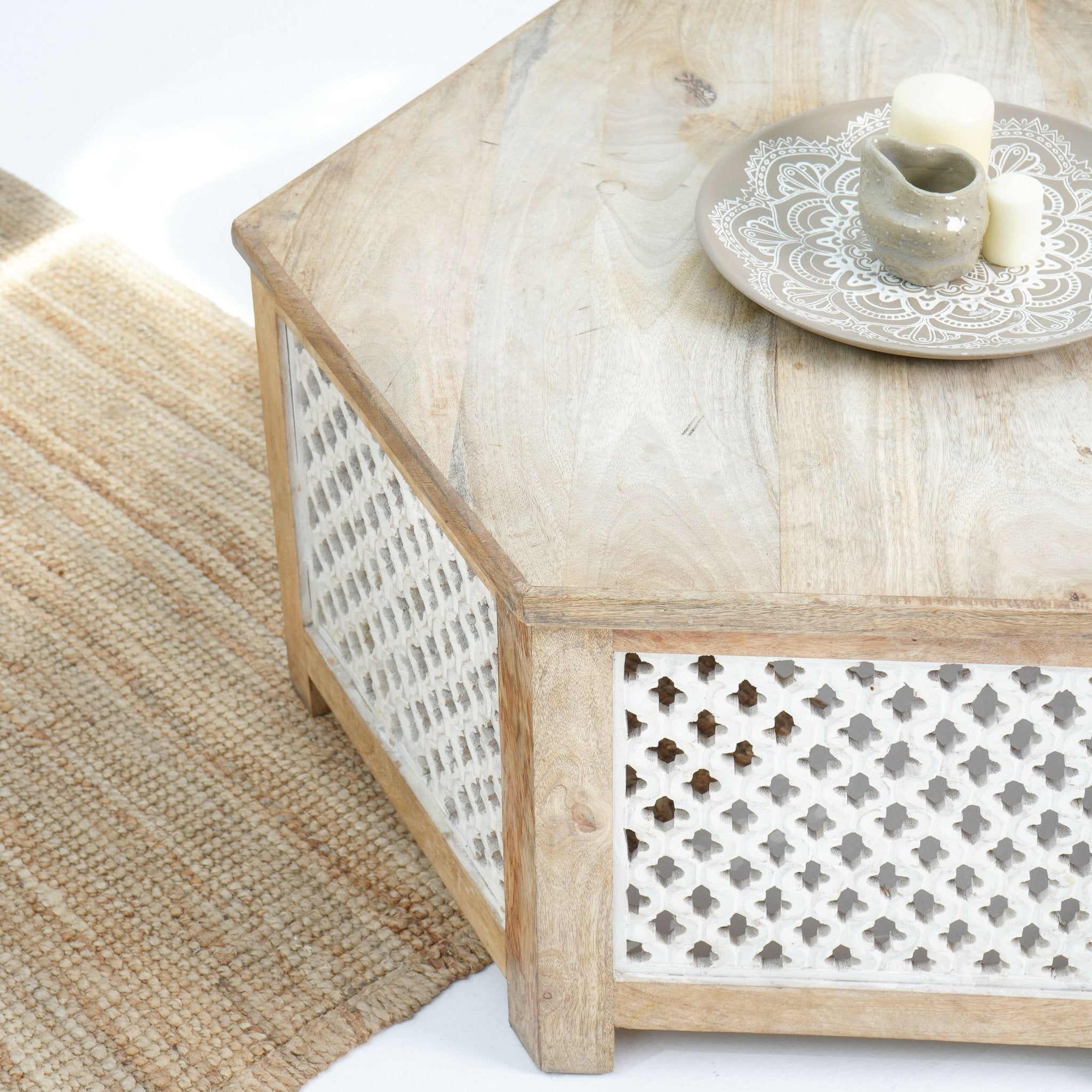 GRAIN & GLOW COFFEE TABLE - Art and craft furniture