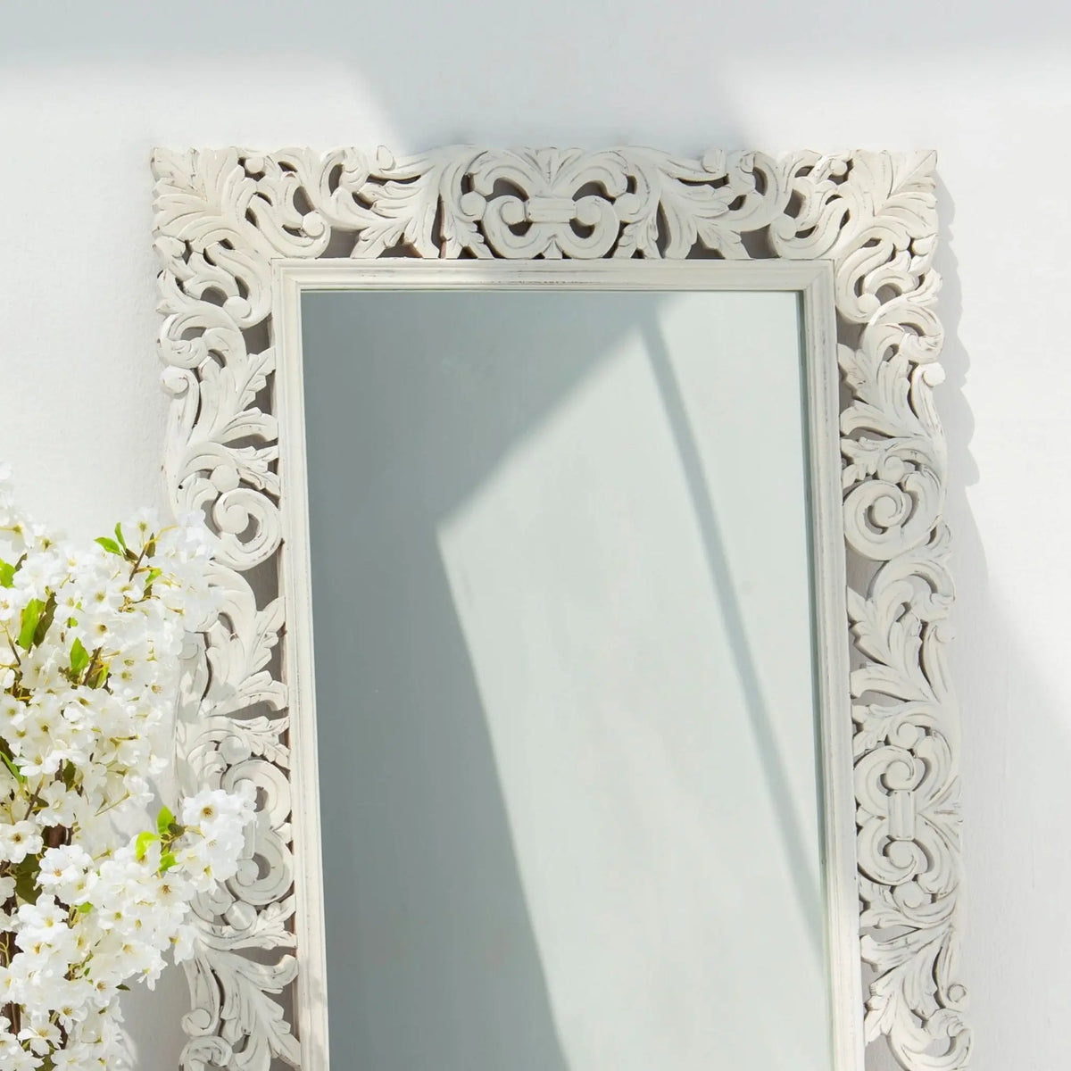 Hawai carved Frame Mirror - Art and craft furniture
