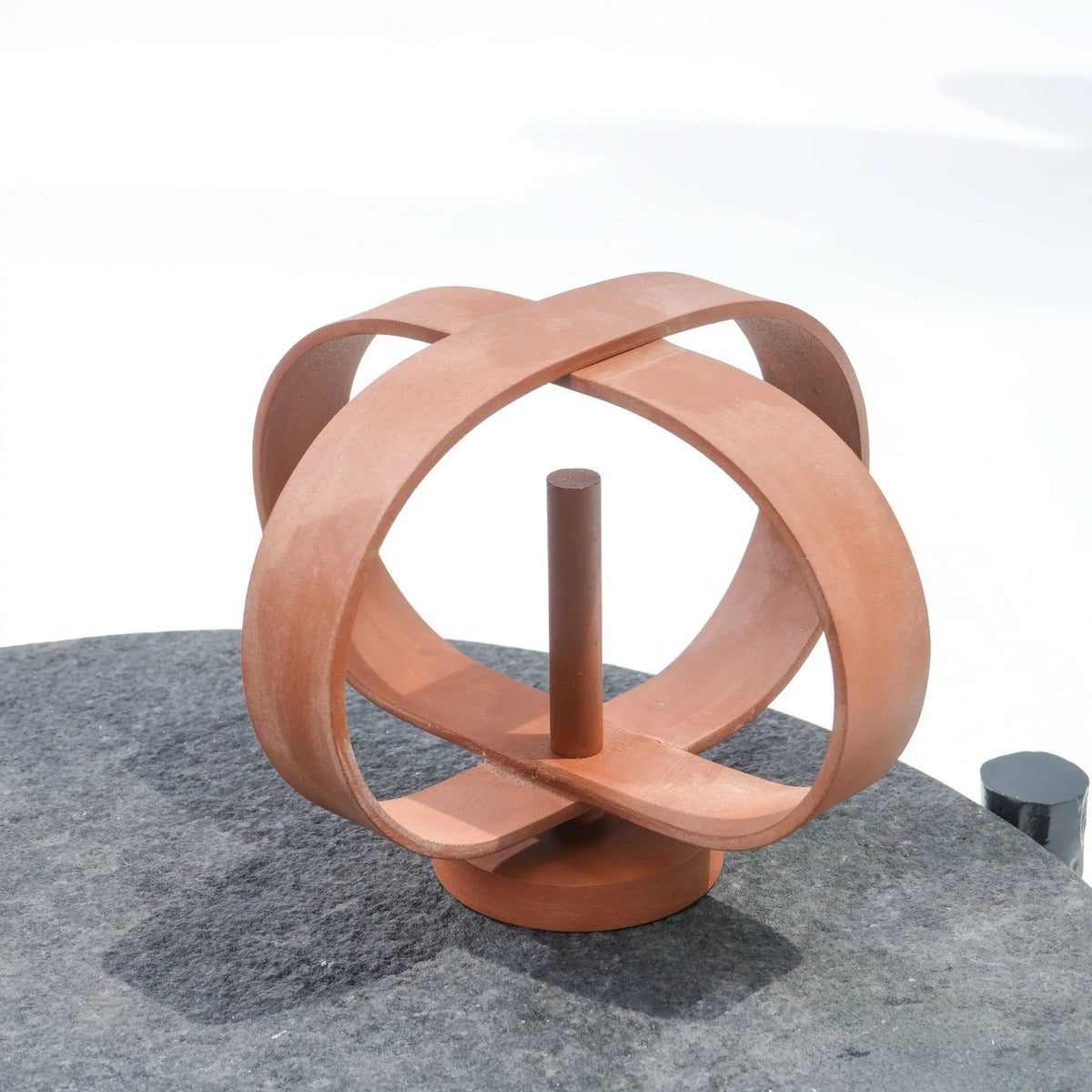 Harmonious Pillar Holder - Art and craft furniture