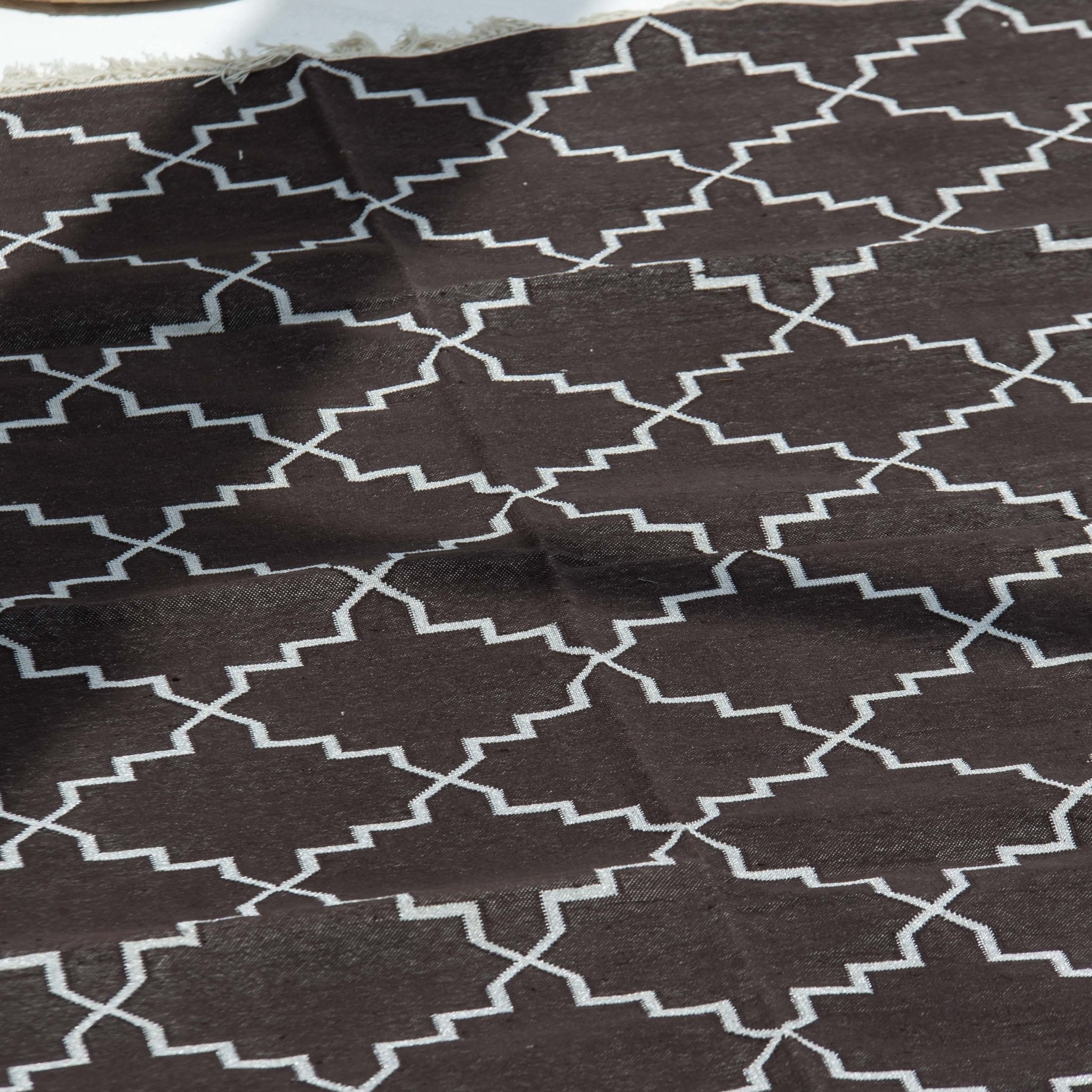 HARMONY HANDWOVEN COTTON RUG - Art and craft furniture