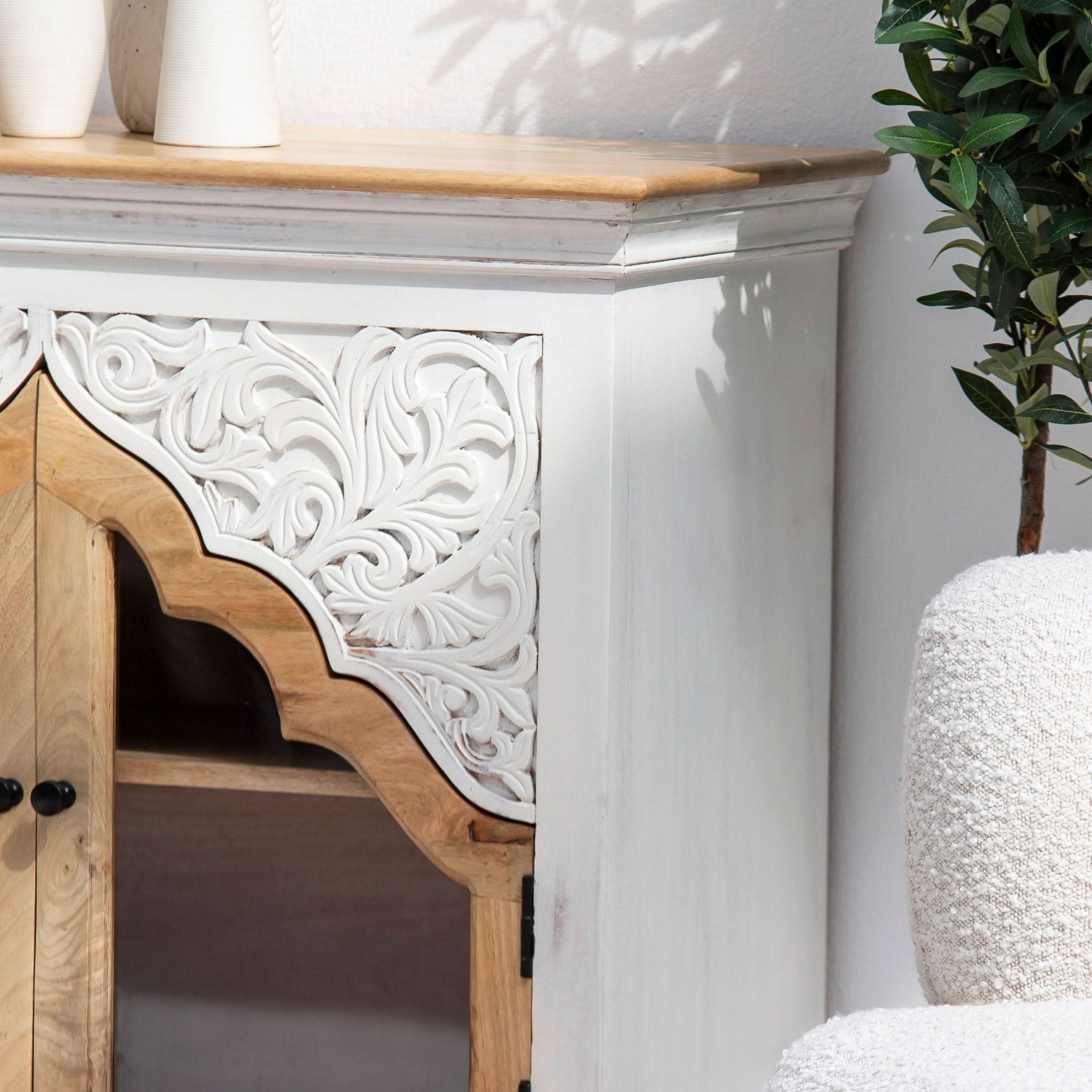 HAVELI WOODEN TWO GLASS DOOR CARVING SIDEBOARD - Art and craft furniture