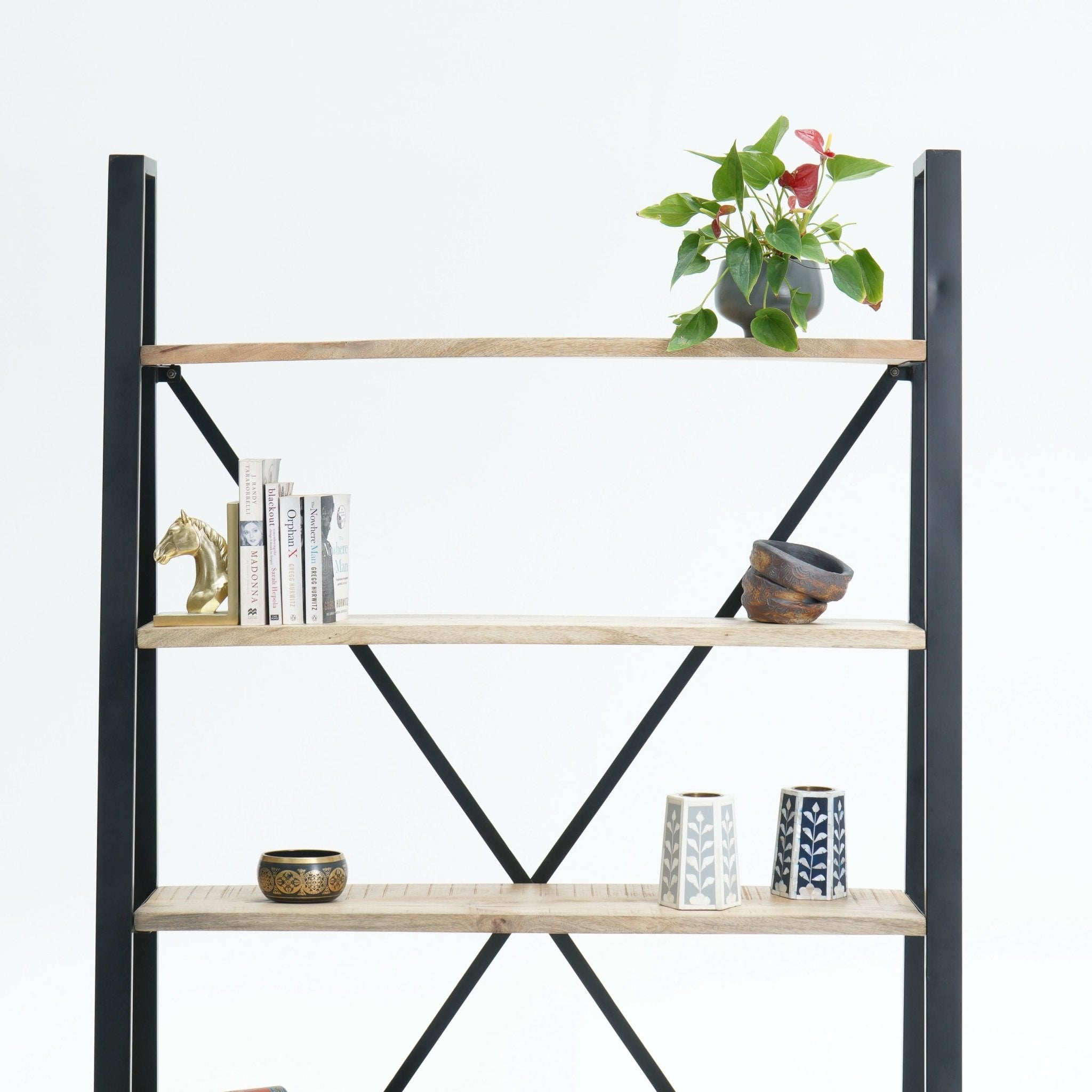 IRONIX BLACK METAL BOOKSHELF - Art and craft furniture
