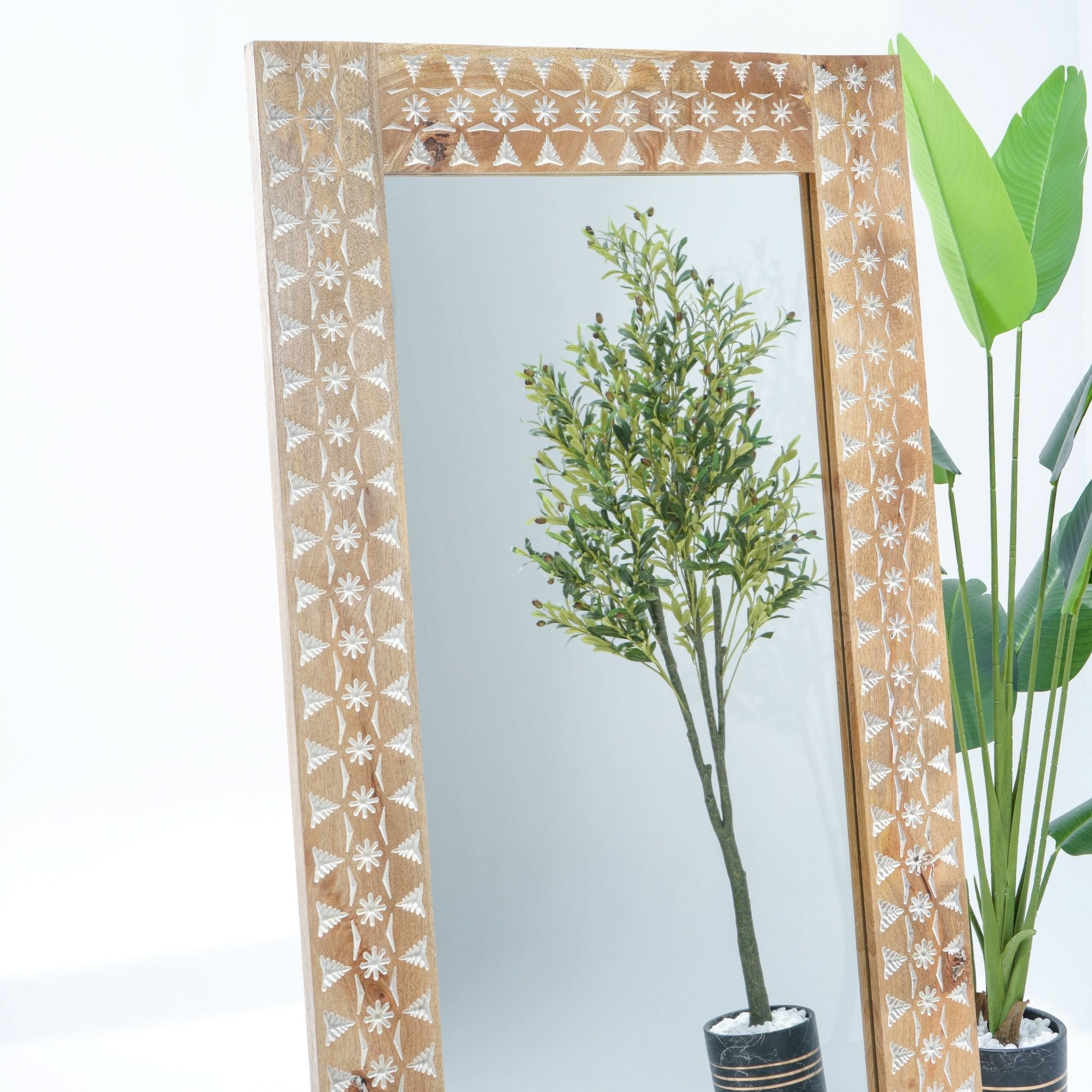 IVORY CNC DESIGN MIRROR FRAME - Art and craft furniture