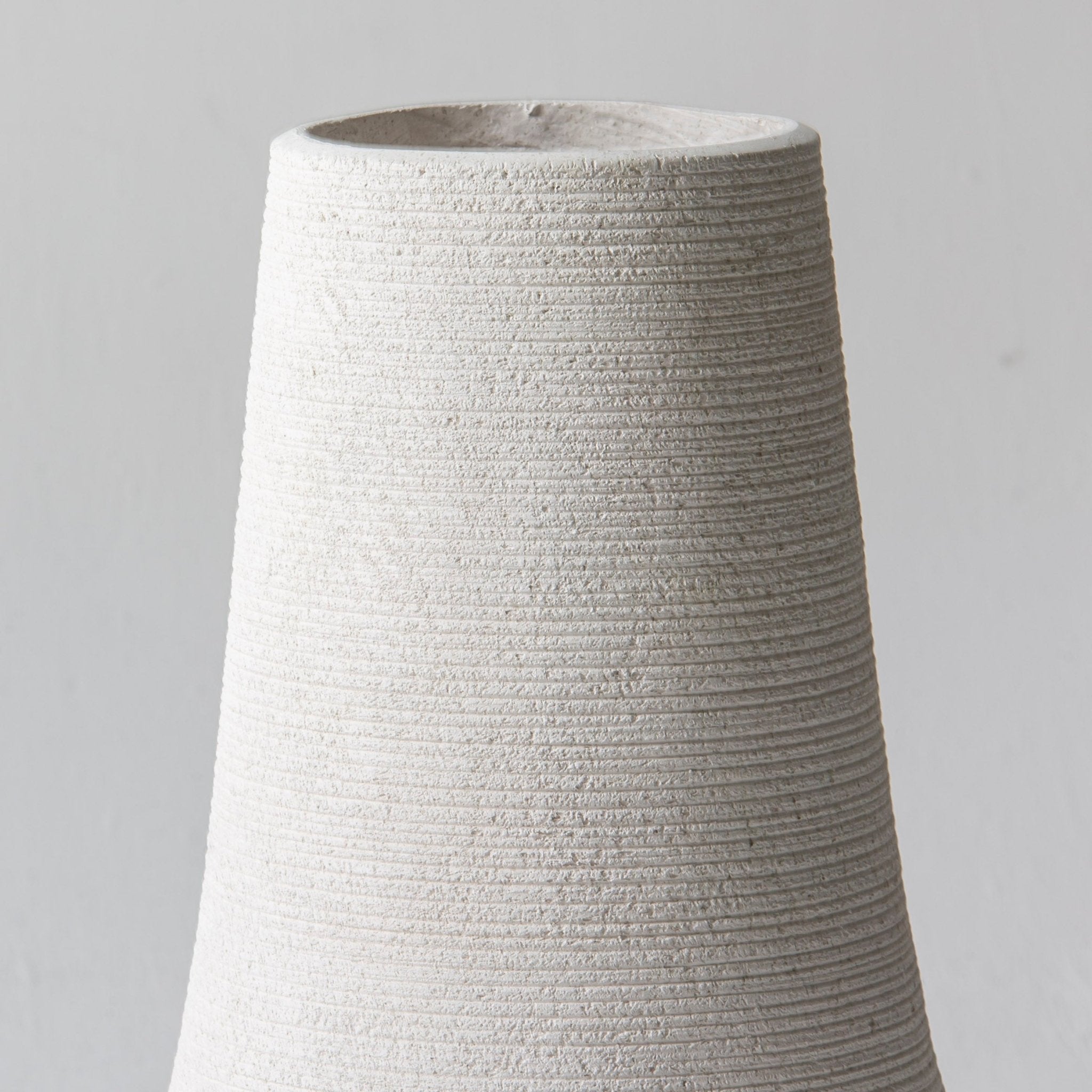 Lina Ceramic Vase - Art and craft furniture